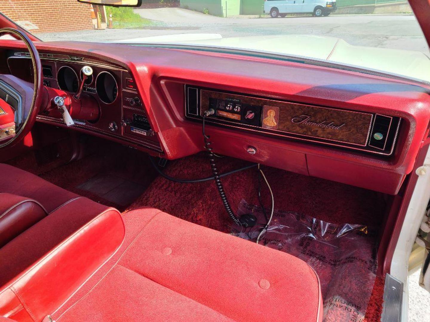 1976 WHITE FORD THUNDERBIRD (6Y87A122439) , Automatic transmission, located at 117 North Cameron Street, Harrisburg, PA, 17101, (717) 963-8962, 40.266762, -76.875259 - WE FINANCE!!! Good Credit/ Bad Credit/ No Credit - ALL Trade-Ins Welcomed!!! ***Guaranteed Credit Approval*** APPLY ONLINE or CALL us TODAY ;) Internet Prices and Marketplace Prices are SPECIAL discounted ***CASH DEALS*** Retail Prices are higher. Please call us to discuss your cash and finan - Photo#11