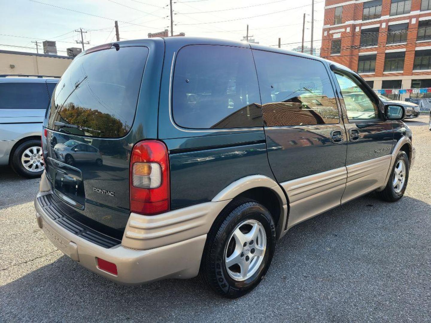 1997 TEAL PONTIAC TRANS SPORT SE (1GMDU06E3VD) with an 3.4L engine, Automatic transmission, located at 117 North Cameron Street, Harrisburg, PA, 17101, (717) 963-8962, 40.266762, -76.875259 - WE FINANCE!!! Good Credit/ Bad Credit/ No Credit - ALL Trade-Ins Welcomed!!! ***Guaranteed Credit Approval*** APPLY ONLINE or CALL us TODAY ;) Internet Prices and Marketplace Prices are SPECIAL discounted ***CASH DEALS*** Retail Prices are higher. Please call us to discuss your cash and finan - Photo#4