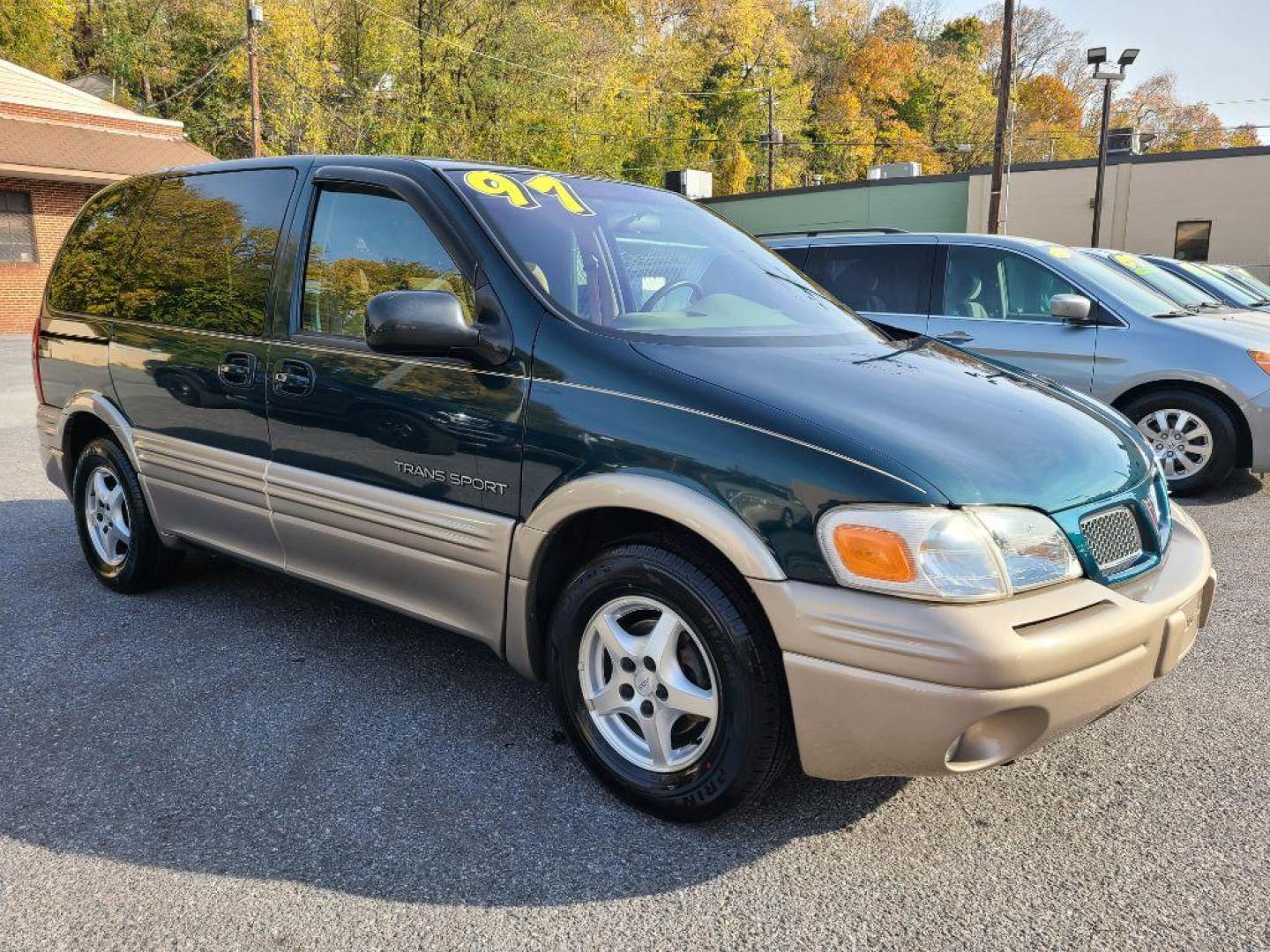 1997 TEAL PONTIAC TRANS SPORT SE (1GMDU06E3VD) with an 3.4L engine, Automatic transmission, located at 117 North Cameron Street, Harrisburg, PA, 17101, (717) 963-8962, 40.266762, -76.875259 - WE FINANCE!!! Good Credit/ Bad Credit/ No Credit - ALL Trade-Ins Welcomed!!! ***Guaranteed Credit Approval*** APPLY ONLINE or CALL us TODAY ;) Internet Prices and Marketplace Prices are SPECIAL discounted ***CASH DEALS*** Retail Prices are higher. Please call us to discuss your cash and finan - Photo#6