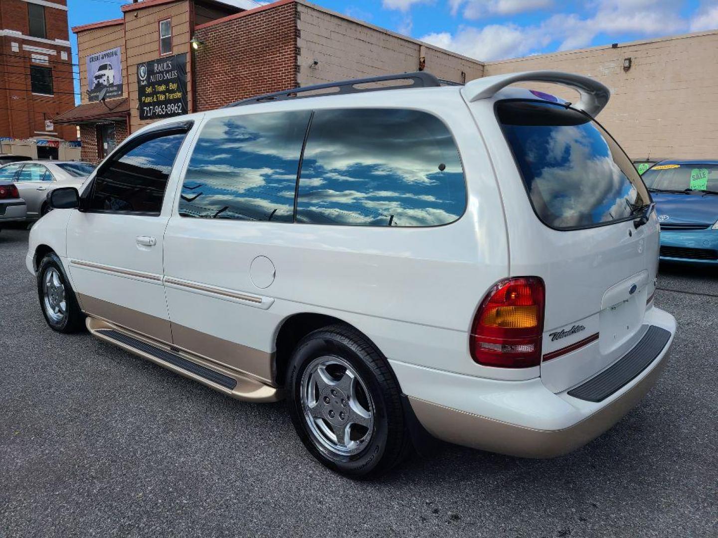 1998 WHITE FORD WINDSTAR WAGON (2FMDA5143WB) with an 3.8L engine, Automatic transmission, located at 117 North Cameron Street, Harrisburg, PA, 17101, (717) 963-8962, 40.266762, -76.875259 - WE FINANCE!!! Good Credit/ Bad Credit/ No Credit - ALL Trade-Ins Welcomed!!! ***Guaranteed Credit Approval*** APPLY ONLINE or CALL us TODAY ;) Internet Prices and Marketplace Prices are SPECIAL discounted ***CASH DEALS*** Retail Prices are higher. Please call us to discuss your cash and finan - Photo#2