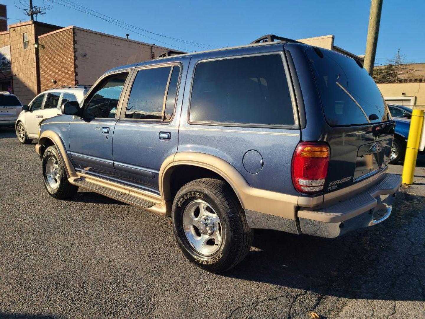 1999 BLUE FORD EXPLORER EDDIE BAUER (1FMDU34E2XZ) with an 4.0L engine, Automatic transmission, located at 117 North Cameron Street, Harrisburg, PA, 17101, (717) 963-8962, 40.266762, -76.875259 - WE FINANCE!!! Good Credit/ Bad Credit/ No Credit - ALL Trade-Ins Welcomed!!! ***Guaranteed Credit Approval*** APPLY ONLINE or CALL us TODAY ;) Internet Prices and Marketplace Prices are SPECIAL discounted ***CASH DEALS*** Retail Prices are higher. Please call us to discuss your cash and finan - Photo#2