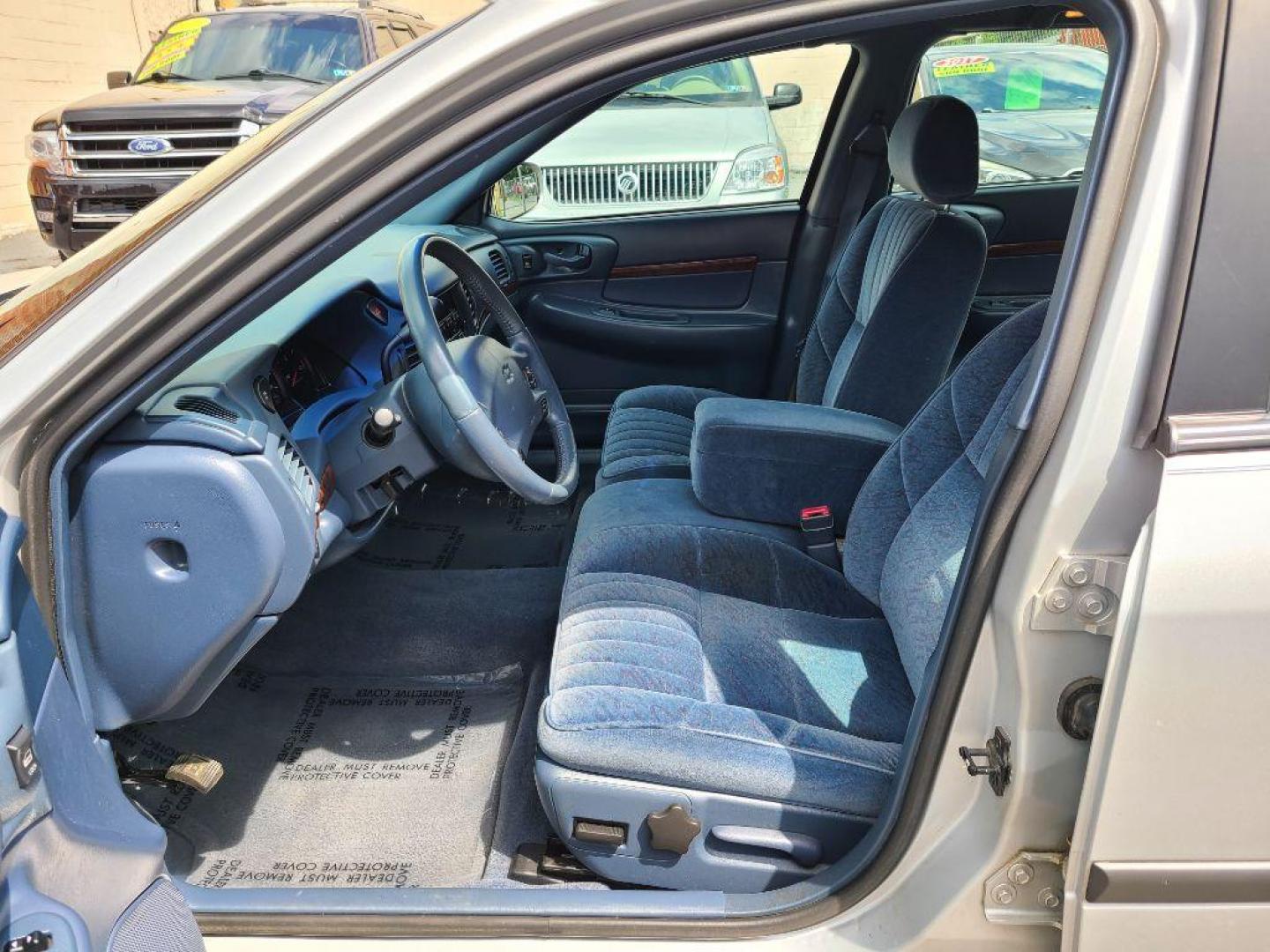 2000 SILVER CHEVROLET IMPALA SEDAN (2G1WF55K4Y9) with an 3.8L engine, Automatic transmission, located at 117 North Cameron Street, Harrisburg, PA, 17101, (717) 963-8962, 40.266762, -76.875259 - WE FINANCE!!! Good Credit/ Bad Credit/ No Credit - ALL Trade-Ins Welcomed!!! ***Guaranteed Credit Approval*** APPLY ONLINE or CALL us TODAY ;) Internet Prices and Marketplace Prices are SPECIAL discounted ***CASH DEALS*** Retail Prices are higher. Please call us to discuss your cash and finan - Photo#12