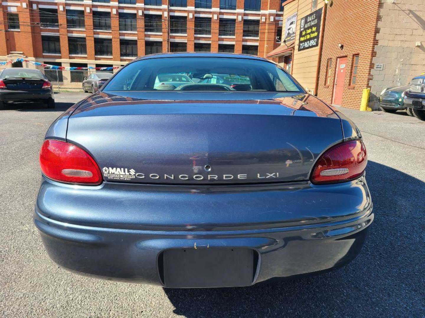 2001 BLUE CHRYSLER CONCORDE LXI (2C3AD36J71H) with an 3.2L engine, Automatic transmission, located at 117 North Cameron Street, Harrisburg, PA, 17101, (717) 963-8962, 40.266762, -76.875259 - WE FINANCE!!! Good Credit/ Bad Credit/ No Credit - ALL Trade-Ins Welcomed!!! ***Guaranteed Credit Approval*** APPLY ONLINE or CALL us TODAY ;) Internet Prices and Marketplace Prices are SPECIAL discounted ***CASH DEALS*** Retail Prices are higher. Please call us to discuss your cash and finan - Photo#3