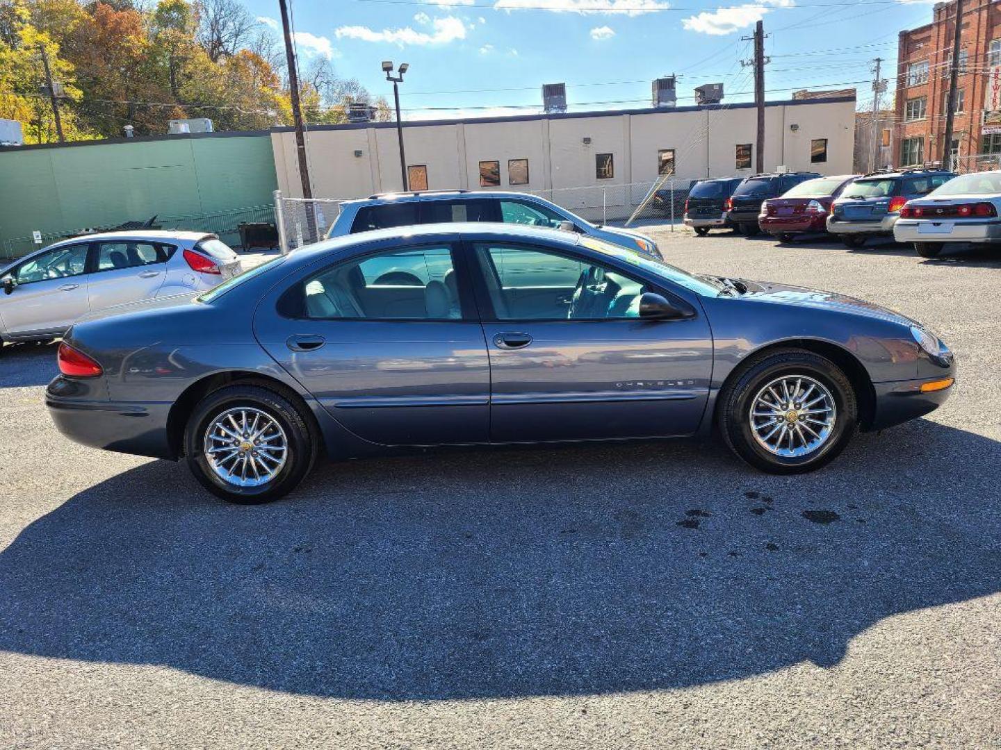 2001 BLUE CHRYSLER CONCORDE LXI (2C3AD36J71H) with an 3.2L engine, Automatic transmission, located at 117 North Cameron Street, Harrisburg, PA, 17101, (717) 963-8962, 40.266762, -76.875259 - WE FINANCE!!! Good Credit/ Bad Credit/ No Credit - ALL Trade-Ins Welcomed!!! ***Guaranteed Credit Approval*** APPLY ONLINE or CALL us TODAY ;) Internet Prices and Marketplace Prices are SPECIAL discounted ***CASH DEALS*** Retail Prices are higher. Please call us to discuss your cash and finan - Photo#5