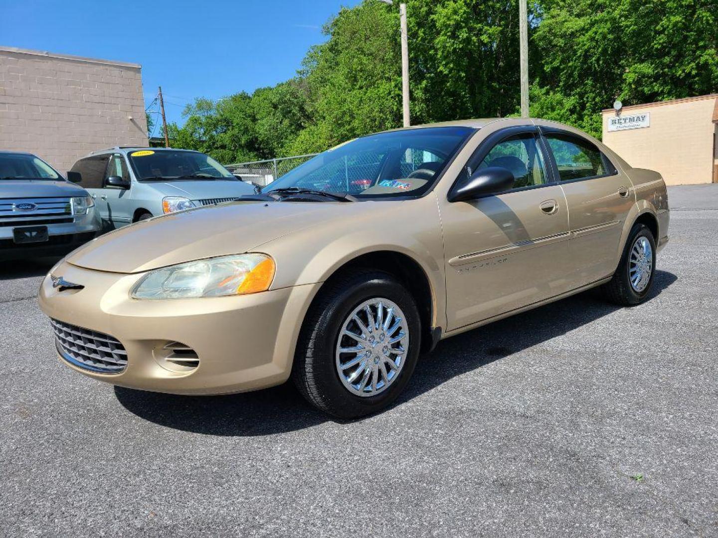 2001 TAN CHRYSLER SEBRING LX (1C3EL46X01N) with an 2.4L engine, Automatic transmission, located at 117 North Cameron Street, Harrisburg, PA, 17101, (717) 963-8962, 40.266762, -76.875259 - WE FINANCE!!! Good Credit/ Bad Credit/ No Credit - ALL Trade-Ins Welcomed!!! ***Guaranteed Credit Approval*** APPLY ONLINE or CALL us TODAY ;) Internet Prices and Marketplace Prices are SPECIAL discounted ***CASH DEALS*** Retail Prices are higher. Please call us to discuss your cash and finan - Photo#0