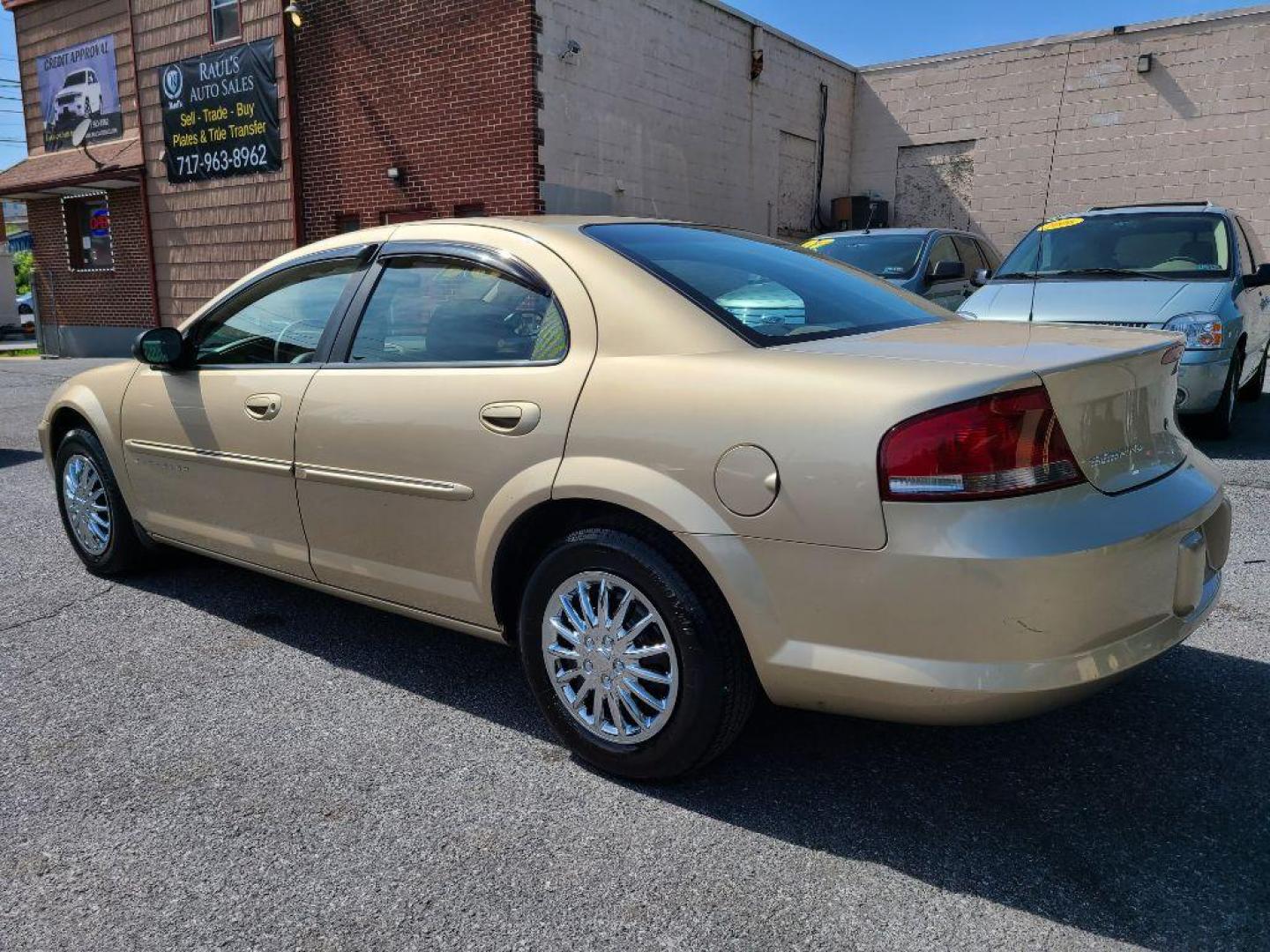 2001 TAN CHRYSLER SEBRING LX (1C3EL46X01N) with an 2.4L engine, Automatic transmission, located at 117 North Cameron Street, Harrisburg, PA, 17101, (717) 963-8962, 40.266762, -76.875259 - WE FINANCE!!! Good Credit/ Bad Credit/ No Credit - ALL Trade-Ins Welcomed!!! ***Guaranteed Credit Approval*** APPLY ONLINE or CALL us TODAY ;) Internet Prices and Marketplace Prices are SPECIAL discounted ***CASH DEALS*** Retail Prices are higher. Please call us to discuss your cash and finan - Photo#2