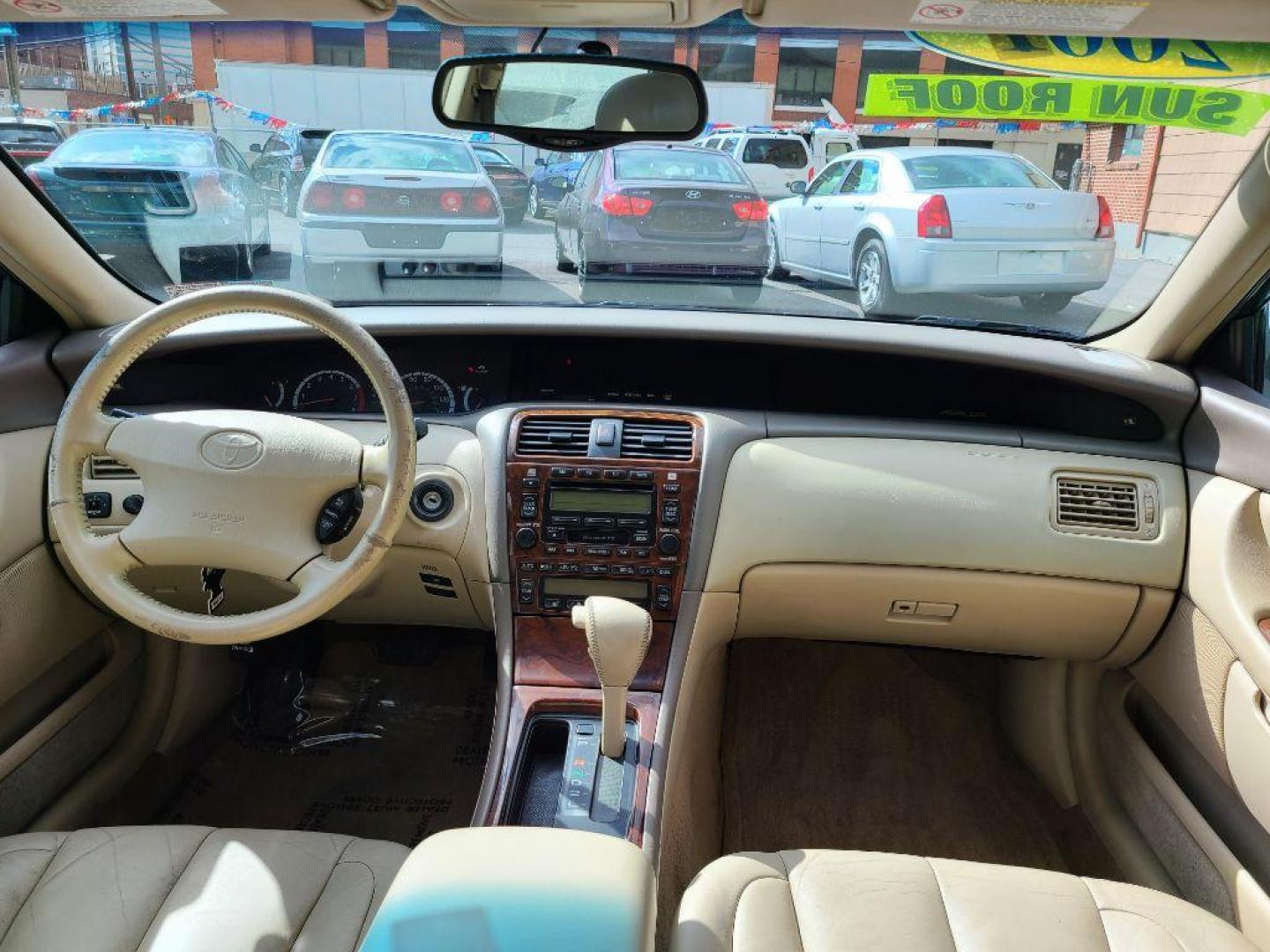 2001 GRAY TOYOTA AVALON XL (4T1BF28BX1U) with an 3.0L engine, Automatic transmission, located at 117 North Cameron Street, Harrisburg, PA, 17101, (717) 963-8962, 40.266762, -76.875259 - WE FINANCE!!! Good Credit/ Bad Credit/ No Credit - ALL Trade-Ins Welcomed!!! ***Guaranteed Credit Approval*** APPLY ONLINE or CALL us TODAY ;) Internet Prices and Marketplace Prices are SPECIAL discounted ***CASH DEALS*** Retail Prices are higher. Please call us to discuss your cash and finan - Photo#10