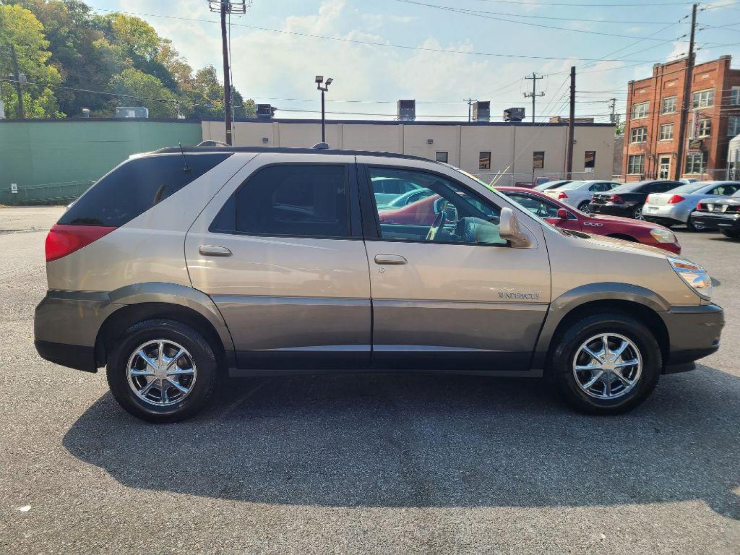 2002 TAN BUICK RENDEZVOUS CX (3G5DB03E32S) with an 3.4L engine, Automatic transmission, located at 117 North Cameron Street, Harrisburg, PA, 17101, (717) 963-8962, 40.266762, -76.875259 - WE FINANCE!!! Good Credit/ Bad Credit/ No Credit - ALL Trade-Ins Welcomed!!! ***Guaranteed Credit Approval*** APPLY ONLINE or CALL us TODAY ;) Internet Prices and Marketplace Prices are SPECIAL discounted ***CASH DEALS*** Retail Prices are higher. Please call us to discuss your cash and finan - Photo#5