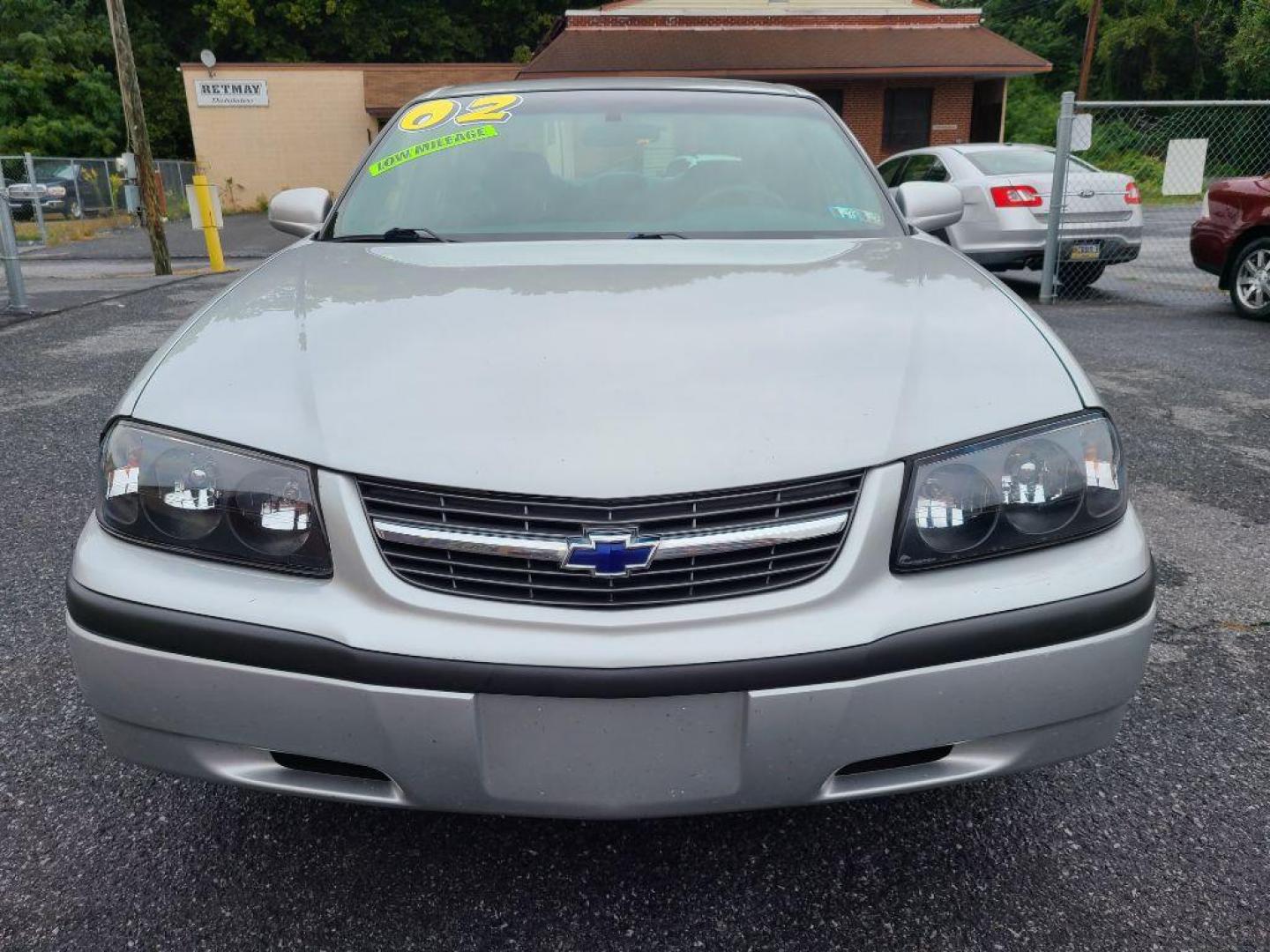 2002 SILVER CHEVROLET IMPALA SDN (2G1WF52E429) with an 3.4L engine, Automatic transmission, located at 117 North Cameron Street, Harrisburg, PA, 17101, (717) 963-8962, 40.266762, -76.875259 - WE FINANCE!!! Good Credit/ Bad Credit/ No Credit - ALL Trade-Ins Welcomed!!! ***Guaranteed Credit Approval*** APPLY ONLINE or CALL us TODAY ;) Internet Prices and Marketplace Prices are SPECIAL discounted ***CASH DEALS*** Retail Prices are higher. Please call us to discuss your cash and finan - Photo#7