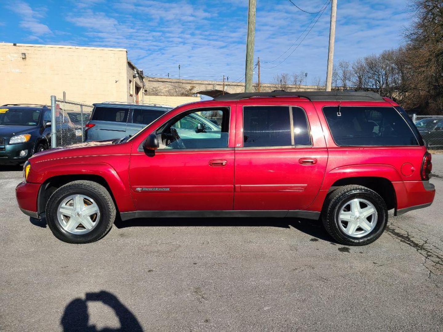 2002 RED CHEVROLET TRAILBLAZER LT EXT (1GNET16S526) with an 4.2L engine, Automatic transmission, located at 117 North Cameron Street, Harrisburg, PA, 17101, (717) 963-8962, 40.266762, -76.875259 - WE FINANCE!!! Good Credit/ Bad Credit/ No Credit - ALL Trade-Ins Welcomed!!! ***Guaranteed Credit Approval*** APPLY ONLINE or CALL us TODAY ;) Internet Prices and Marketplace Prices are SPECIAL discounted ***CASH DEALS*** Retail Prices are higher. Please call us to discuss your cash and finan - Photo#1