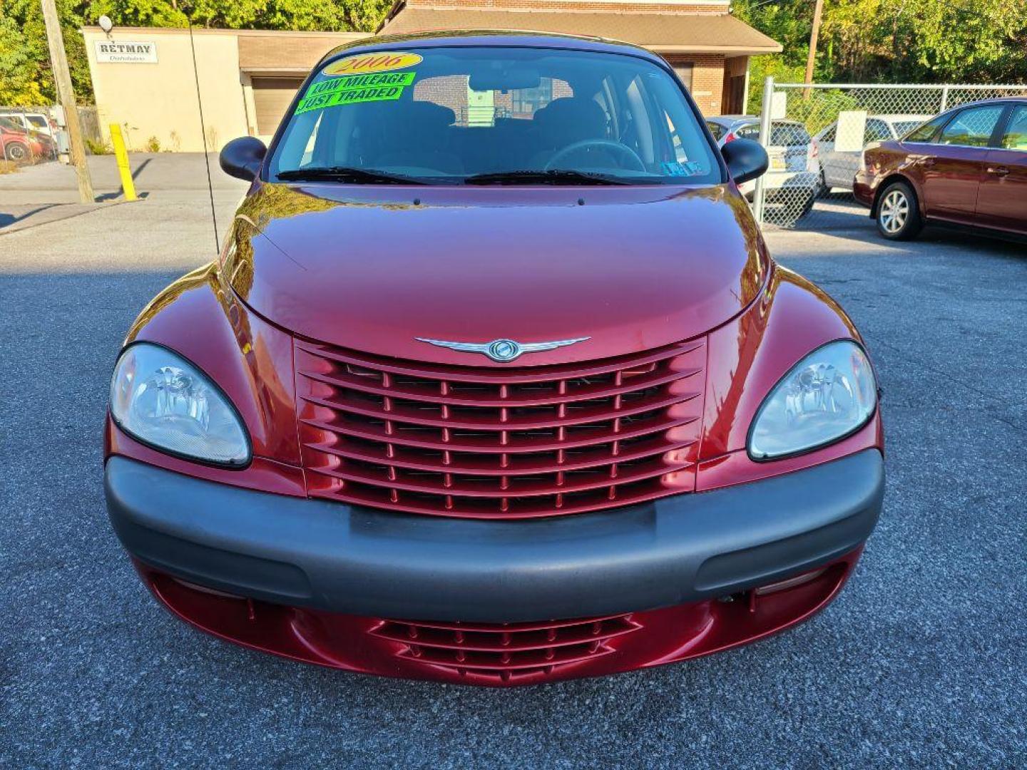 2002 RED CHRYSLER PT CRUISER TOURING (3C4FY58B52T) with an 2.4L engine, Automatic transmission, located at 117 North Cameron Street, Harrisburg, PA, 17101, (717) 963-8962, 40.266762, -76.875259 - WE FINANCE!!! Good Credit/ Bad Credit/ No Credit - ALL Trade-Ins Welcomed!!! ***Guaranteed Credit Approval*** APPLY ONLINE or CALL us TODAY ;) Internet Prices and Marketplace Prices are SPECIAL discounted ***CASH DEALS*** Retail Prices are higher. Please call us to discuss your cash and finan - Photo#7