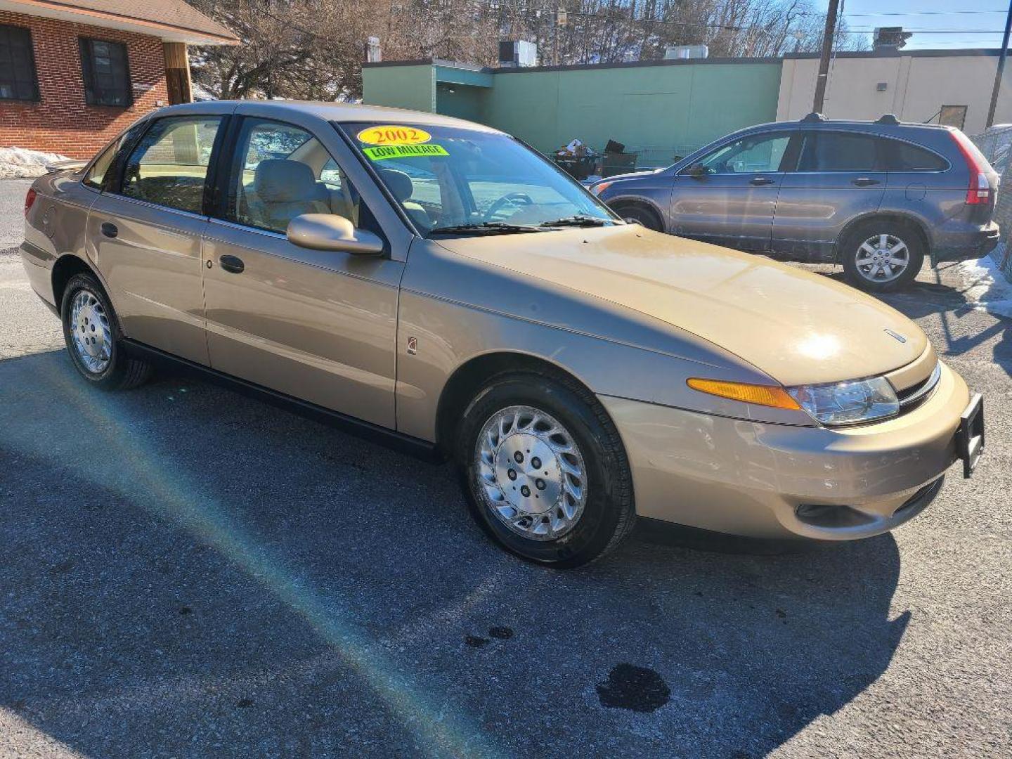 2002 GOLD SATURN L100 SEDAN (1G8JS54F72Y) with an 2.2L engine, Automatic transmission, located at 117 North Cameron Street, Harrisburg, PA, 17101, (717) 963-8962, 40.266762, -76.875259 - WE FINANCE!!! Good Credit/ Bad Credit/ No Credit - ALL Trade-Ins Welcomed!!! ***Guaranteed Credit Approval*** APPLY ONLINE or CALL us TODAY ;) Internet Prices and Marketplace Prices are SPECIAL discounted ***CASH DEALS*** Retail Prices are higher. Please call us to discuss your cash and finan - Photo#6