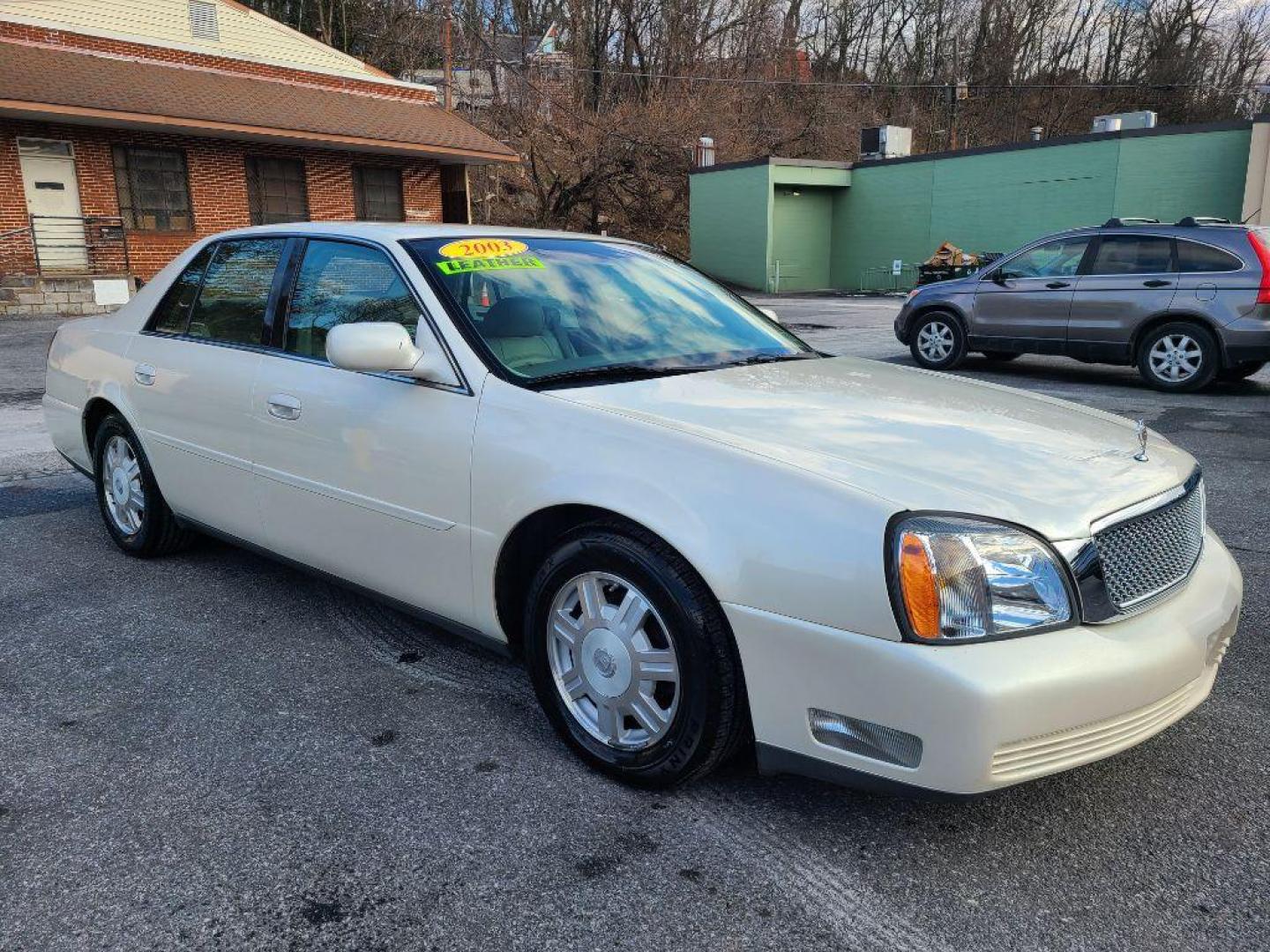 2003 WHITE CADILLAC DEVILLE SEDAN (1G6KD54Y63U) with an 4.6L engine, Automatic transmission, located at 117 North Cameron Street, Harrisburg, PA, 17101, (717) 963-8962, 40.266762, -76.875259 - WE FINANCE!!! Good Credit/ Bad Credit/ No Credit - ALL Trade-Ins Welcomed!!! ***Guaranteed Credit Approval*** APPLY ONLINE or CALL us TODAY ;) Internet Prices and Marketplace Prices are SPECIAL discounted ***CASH DEALS*** Retail Prices are higher. Please call us to discuss your cash and finan - Photo#6