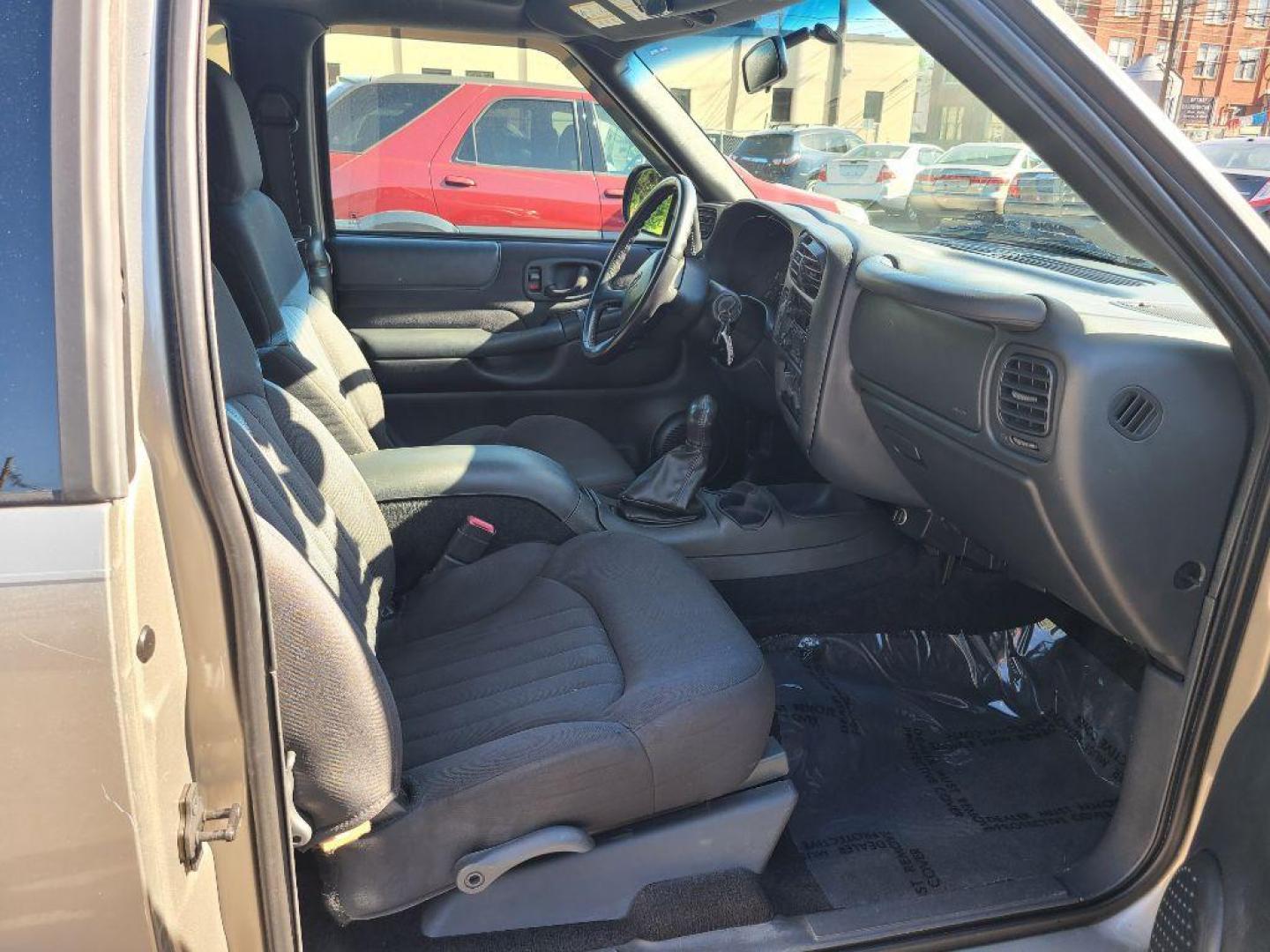 2003 GOLD CHEVROLET BLAZER LS (1GNCT18XX3K) with an 4.3L engine, Automatic transmission, located at 117 North Cameron Street, Harrisburg, PA, 17101, (717) 963-8962, 40.266762, -76.875259 - WE FINANCE!!! Good Credit/ Bad Credit/ No Credit - ALL Trade-Ins Welcomed!!! ***Guaranteed Credit Approval*** APPLY ONLINE or CALL us TODAY ;) Internet Prices and Marketplace Prices are SPECIAL discounted ***CASH DEALS*** Retail Prices are higher. Please call us to discuss your cash and finan - Photo#10