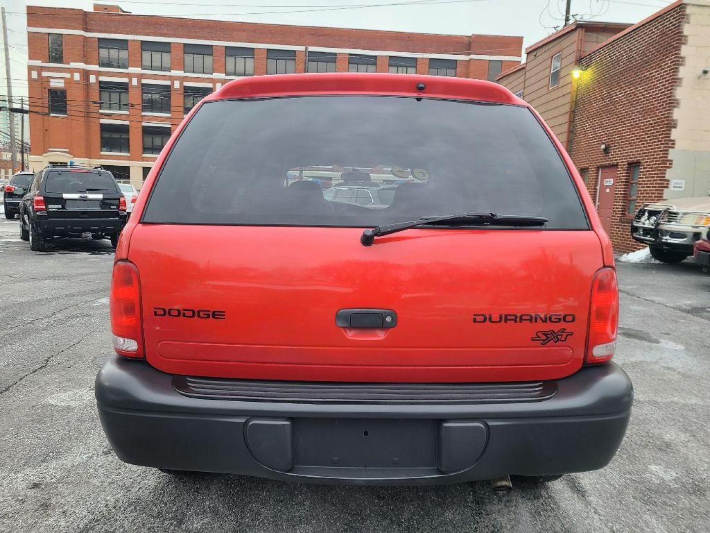 2003 RED DODGE DURANGO SPORT (1D4HS38N33F) with an 4.7L engine, Automatic transmission, located at 117 North Cameron Street, Harrisburg, PA, 17101, (717) 963-8962, 40.266762, -76.875259 - WE FINANCE!!! Good Credit/ Bad Credit/ No Credit - ALL Trade-Ins Welcomed!!! ***Guaranteed Credit Approval*** APPLY ONLINE or CALL us TODAY ;) Internet Prices and Marketplace Prices are SPECIAL discounted ***CASH DEALS*** Retail Prices are higher. Please call us to discuss your cash and finan - Photo#3