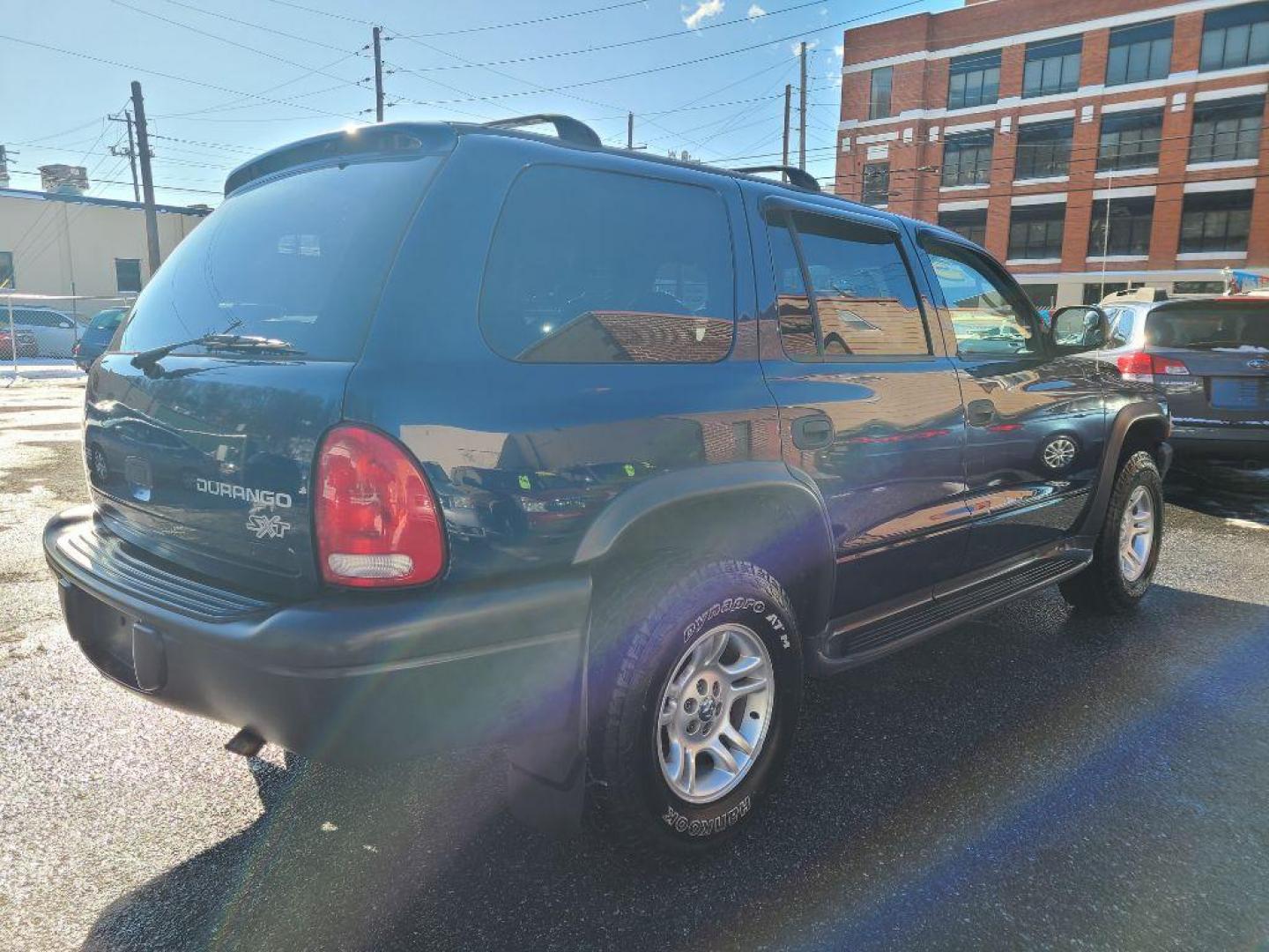 2003 BLUE DODGE DURANGO SPORT (1D4HS38N03F) with an 4.7L engine, Automatic transmission, located at 7981 Paxton Street, Harrisburg, PA, 17111, (717) 561-2926, 40.261490, -76.749229 - WE FINANCE!!! Good Credit/ Bad Credit/ No Credit - ALL Trade-Ins Welcomed!!! ***Guaranteed Credit Approval*** APPLY ONLINE or CALL us TODAY ;) Internet Prices and Marketplace Prices are SPECIAL discounted ***CASH DEALS*** Retail Prices are higher. Please call us to discuss your cash and finan - Photo#4