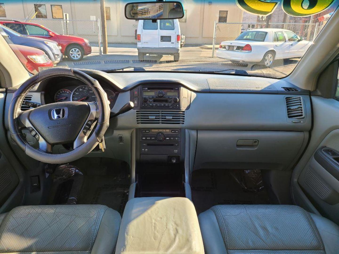 2003 SILVER HONDA PILOT EXL (2HKYF18673H) with an 3.5L engine, Automatic transmission, located at 117 North Cameron Street, Harrisburg, PA, 17101, (717) 963-8962, 40.266762, -76.875259 - WE FINANCE!!! Good Credit/ Bad Credit/ No Credit - ALL Trade-Ins Welcomed!!! ***Guaranteed Credit Approval*** APPLY ONLINE or CALL us TODAY ;) Internet Prices and Marketplace Prices are SPECIAL discounted ***CASH DEALS*** Retail Prices are higher. Please call us to discuss your cash and finan - Photo#11