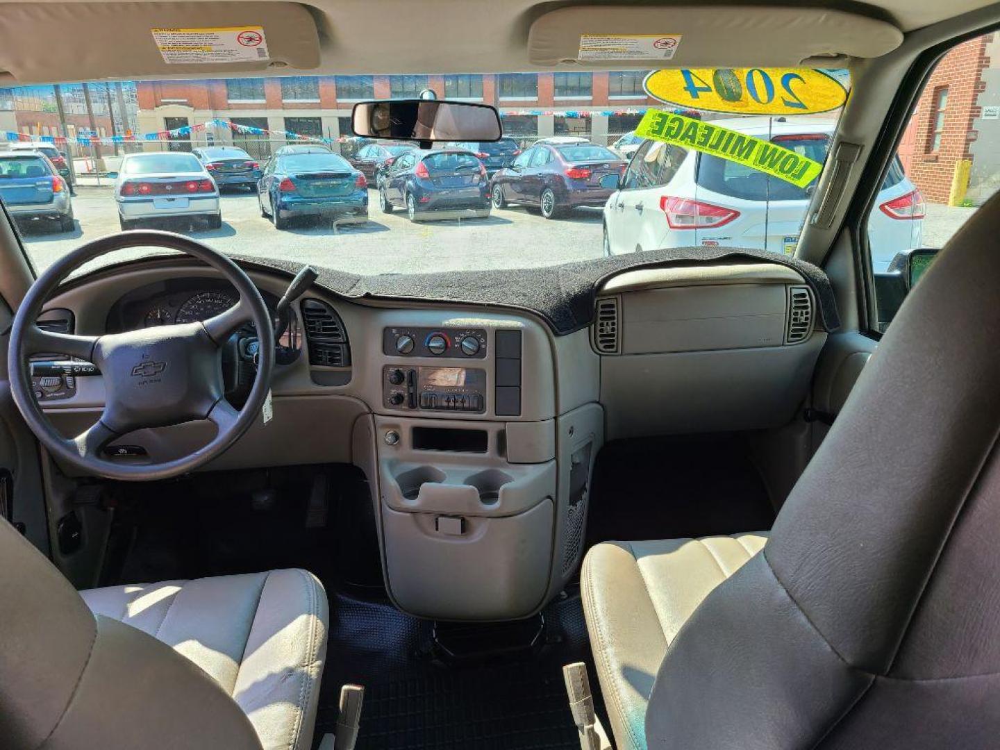 2004 BLUE CHEVROLET ASTRO EXTCARGO (1GCDM19X14B) with an 4.3L engine, Automatic transmission, located at 117 North Cameron Street, Harrisburg, PA, 17101, (717) 963-8962, 40.266762, -76.875259 - WE FINANCE!!! Good Credit/ Bad Credit/ No Credit - ALL Trade-Ins Welcomed!!! ***Guaranteed Credit Approval*** APPLY ONLINE or CALL us TODAY ;) Internet Prices and Marketplace Prices are SPECIAL discounted ***CASH DEALS*** Retail Prices are higher. Please call us to discuss your cash and finan - Photo#9