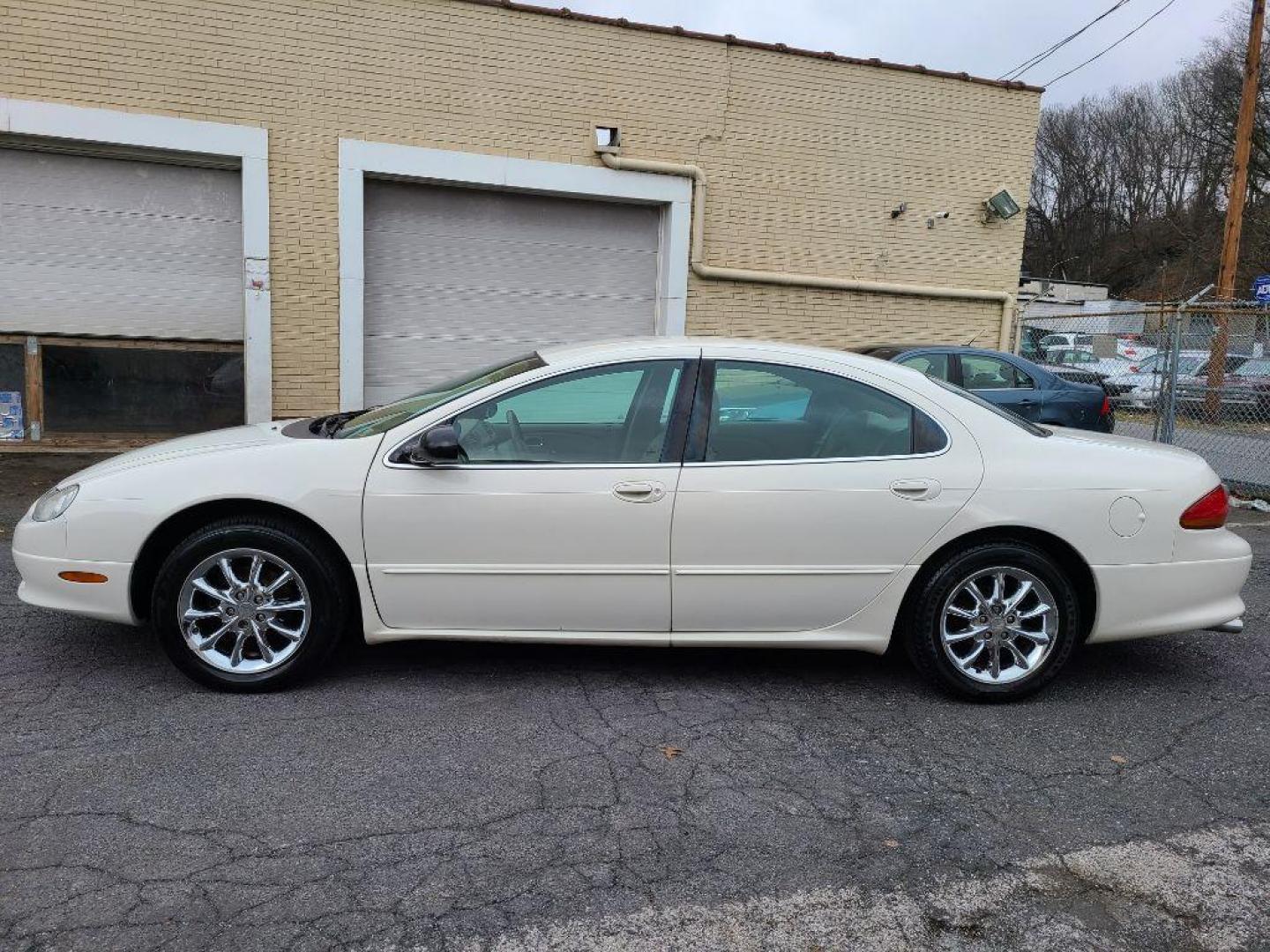 2004 WHITE CHRYSLER CONCORDE LIMITED (2C3HD56G84H) with an 3.5L engine, Automatic transmission, located at 117 North Cameron Street, Harrisburg, PA, 17101, (717) 963-8962, 40.266762, -76.875259 - WE FINANCE!!! Good Credit/ Bad Credit/ No Credit - ALL Trade-Ins Welcomed!!! ***Guaranteed Credit Approval*** APPLY ONLINE or CALL us TODAY ;) Internet Prices and Marketplace Prices are SPECIAL discounted ***CASH DEALS*** Retail Prices are higher. Please call us to discuss your cash and finan - Photo#1