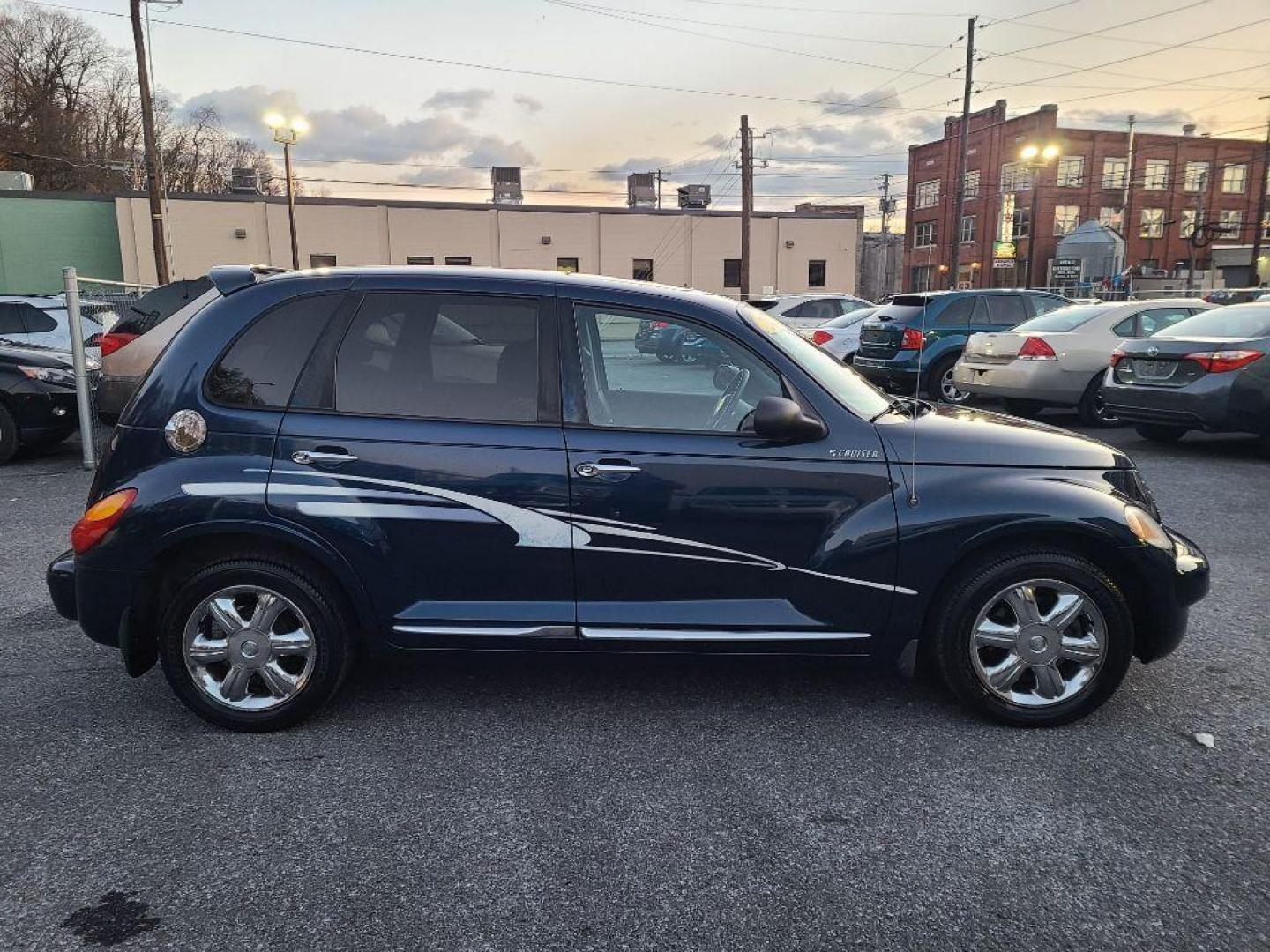 2004 BLUE CHRYSLER PT CRUISER TOURING (3C4FY58B34T) with an 2.4L engine, Automatic transmission, located at 117 North Cameron Street, Harrisburg, PA, 17101, (717) 963-8962, 40.266762, -76.875259 - WE FINANCE!!! Good Credit/ Bad Credit/ No Credit - ALL Trade-Ins Welcomed!!! ***Guaranteed Credit Approval*** APPLY ONLINE or CALL us TODAY ;) Internet Prices and Marketplace Prices are SPECIAL discounted ***CASH DEALS*** Retail Prices are higher. Please call us to discuss your cash and finan - Photo#5