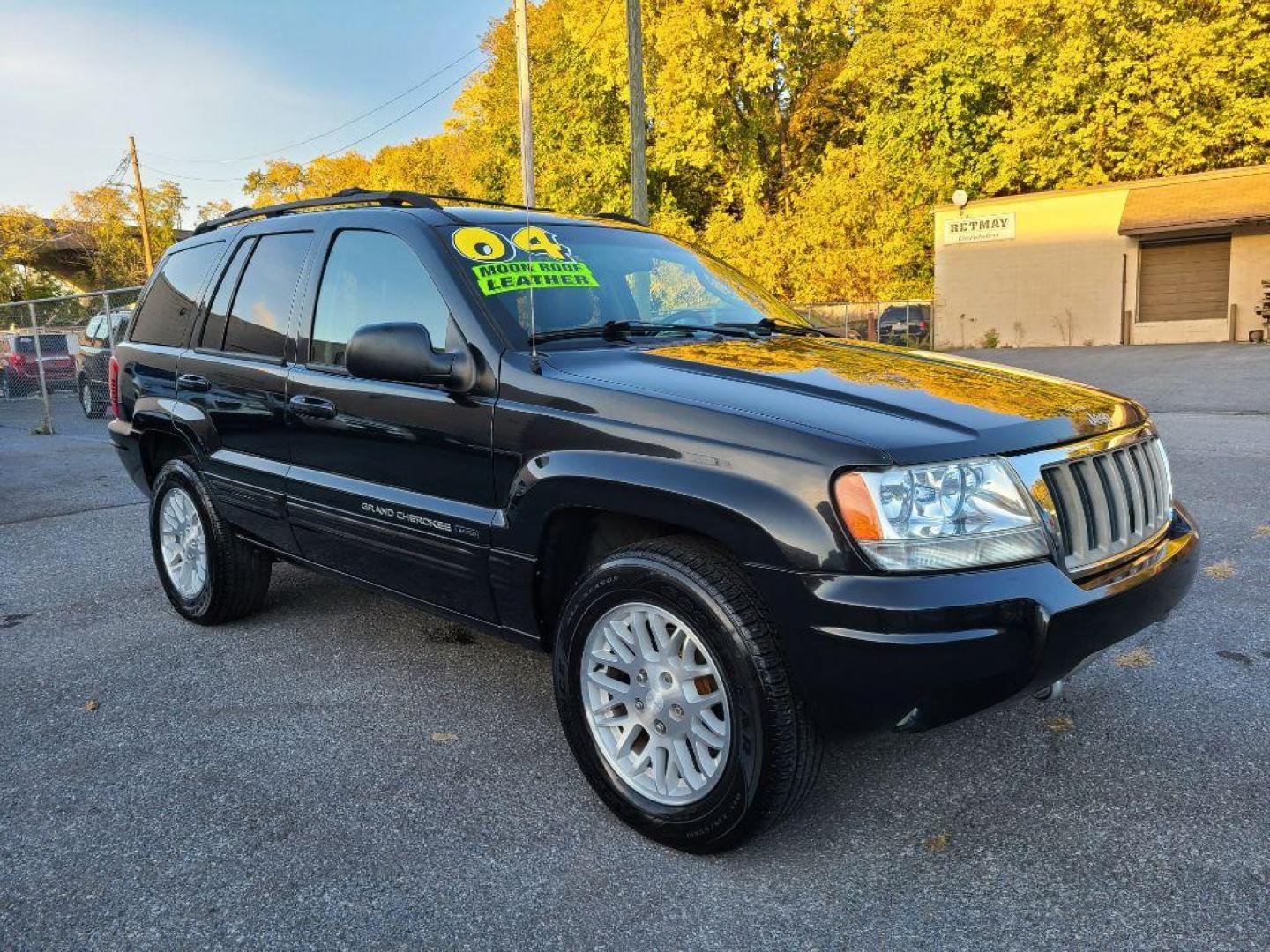 2004 BLACK JEEP GRAND CHEROKEE LIMITED (1J4GW58NX4C) with an 4.7L engine, Automatic transmission, located at 117 North Cameron Street, Harrisburg, PA, 17101, (717) 963-8962, 40.266762, -76.875259 - WE FINANCE!!! Good Credit/ Bad Credit/ No Credit - ALL Trade-Ins Welcomed!!! ***Guaranteed Credit Approval*** APPLY ONLINE or CALL us TODAY ;) Internet Prices and Marketplace Prices are SPECIAL discounted ***CASH DEALS*** Retail Prices are higher. Please call us to discuss your cash and finan - Photo#6