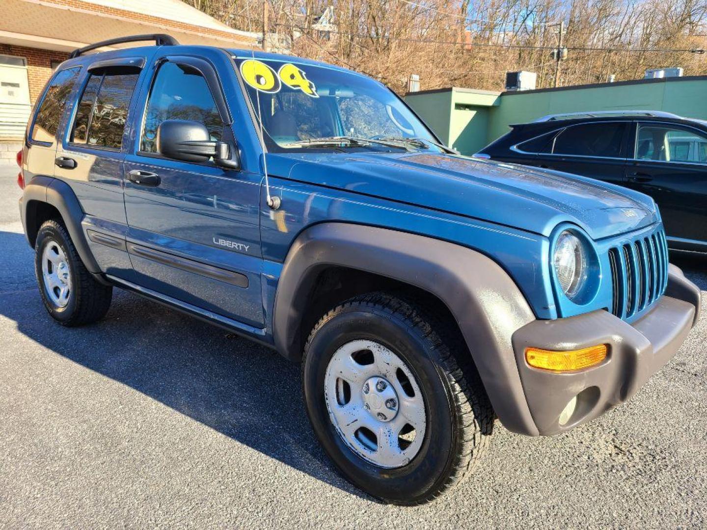 2004 BLUE JEEP LIBERTY SPORT (1J4GK48K14W) with an 3.7L engine, Automatic transmission, located at 117 North Cameron Street, Harrisburg, PA, 17101, (717) 963-8962, 40.266762, -76.875259 - WE FINANCE!!! Good Credit/ Bad Credit/ No Credit - ALL Trade-Ins Welcomed!!! ***Guaranteed Credit Approval*** APPLY ONLINE or CALL us TODAY ;) Internet Prices and Marketplace Prices are SPECIAL discounted ***CASH DEALS*** Retail Prices are higher. Please call us to discuss your cash and finan - Photo#6