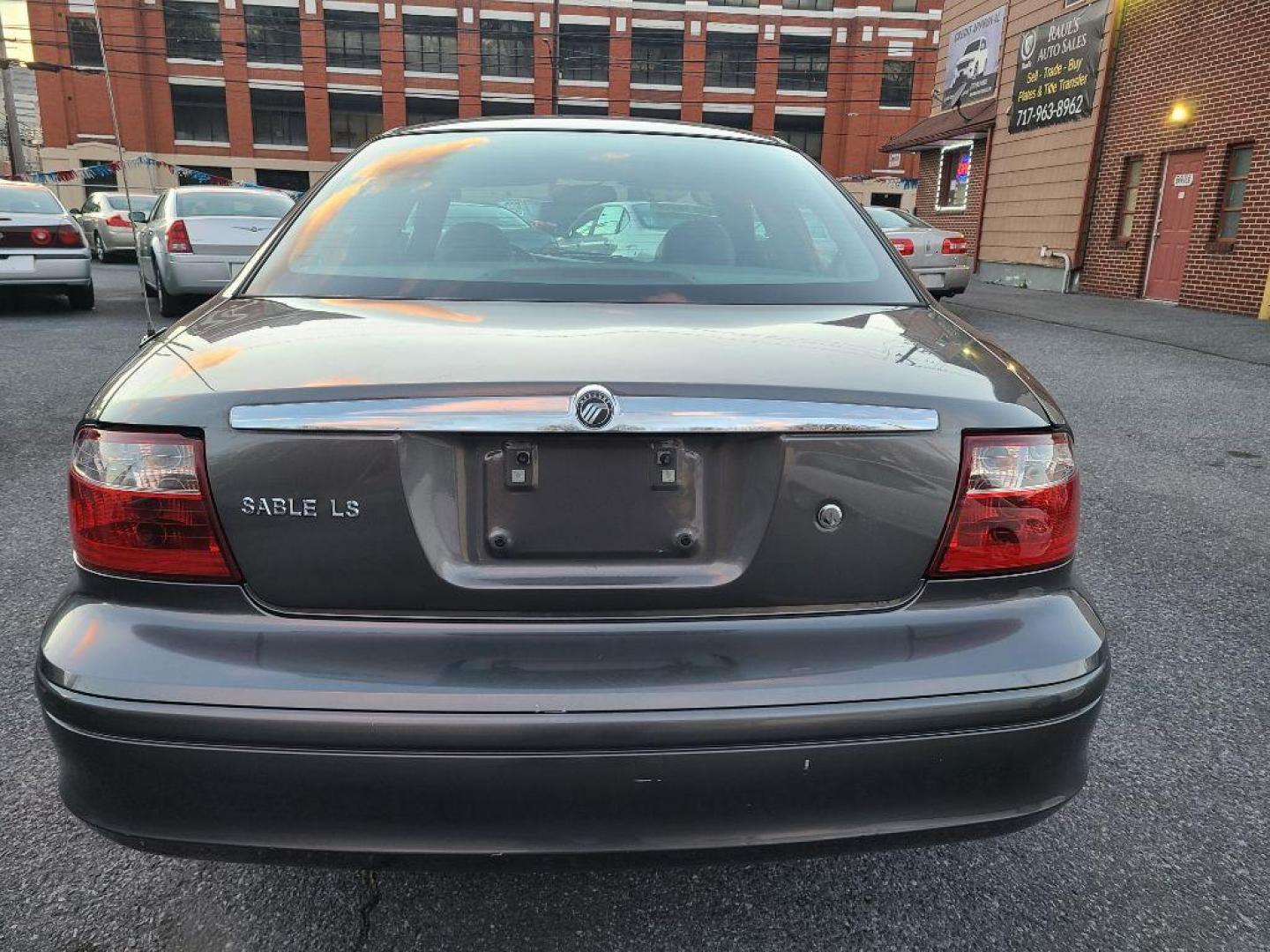 2004 GRAY MERCURY SABLE LS PREMIUM (1MEFM55S14A) with an 3.0L engine, Automatic transmission, located at 117 North Cameron Street, Harrisburg, PA, 17101, (717) 963-8962, 40.266762, -76.875259 - WE FINANCE!!! Good Credit/ Bad Credit/ No Credit - ALL Trade-Ins Welcomed!!! ***Guaranteed Credit Approval*** APPLY ONLINE or CALL us TODAY ;) Internet Prices and Marketplace Prices are SPECIAL discounted ***CASH DEALS*** Retail Prices are higher. Please call us to discuss your cash and finan - Photo#3