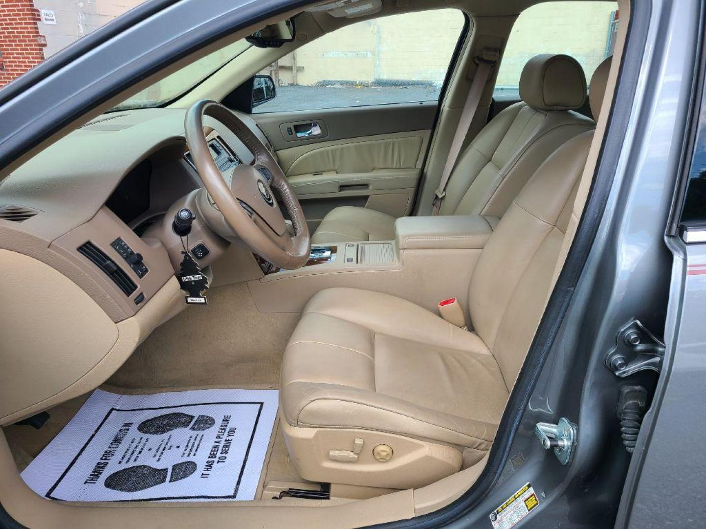 2005 SILVER CADILLAC STS sdn (1G6DC67A450) with an 4.6L engine, Automatic transmission, located at 117 North Cameron Street, Harrisburg, PA, 17101, (717) 963-8962, 40.266762, -76.875259 - WE FINANCE!!! Good Credit/ Bad Credit/ No Credit - ALL Trade-Ins Welcomed!!! ***Guaranteed Credit Approval*** APPLY ONLINE or CALL us TODAY ;) Internet Prices and Marketplace Prices are SPECIAL discounted ***CASH DEALS*** Retail Prices are higher. Please call us to discuss your cash and finan - Photo#14