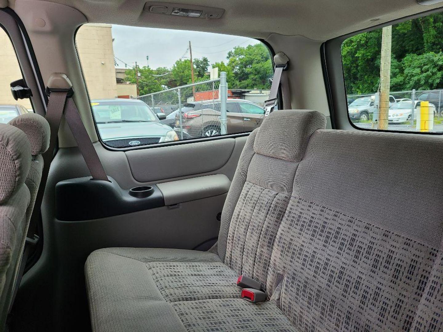 2005 WHITE CHEVROLET VENTURE LS (1GNDV23E55D) with an 3.4L engine, Automatic transmission, located at 117 North Cameron Street, Harrisburg, PA, 17101, (717) 963-8962, 40.266762, -76.875259 - WE FINANCE!!! Good Credit/ Bad Credit/ No Credit - ALL Trade-Ins Welcomed!!! ***Guaranteed Credit Approval*** APPLY ONLINE or CALL us TODAY ;) Internet Prices and Marketplace Prices are SPECIAL discounted ***CASH DEALS*** Retail Prices are higher. Please call us to discuss your cash and finan - Photo#15