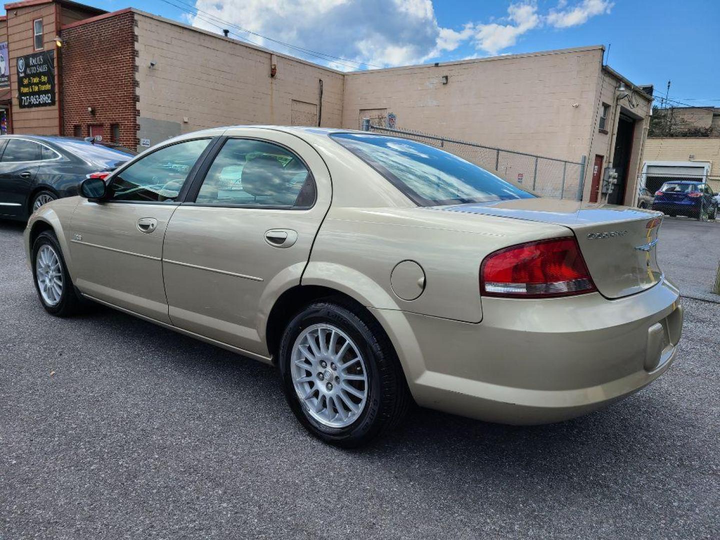 2005 GOLD CHRYSLER SEBRING TOURING (1C3EL56R55N) with an 2.7L engine, Automatic transmission, located at 117 North Cameron Street, Harrisburg, PA, 17101, (717) 963-8962, 40.266762, -76.875259 - WE FINANCE!!! Good Credit/ Bad Credit/ No Credit - ALL Trade-Ins Welcomed!!! ***Guaranteed Credit Approval*** APPLY ONLINE or CALL us TODAY ;) Internet Prices and Marketplace Prices are SPECIAL discounted ***CASH DEALS*** Retail Prices are higher. Please call us to discuss your cash and finan - Photo#2