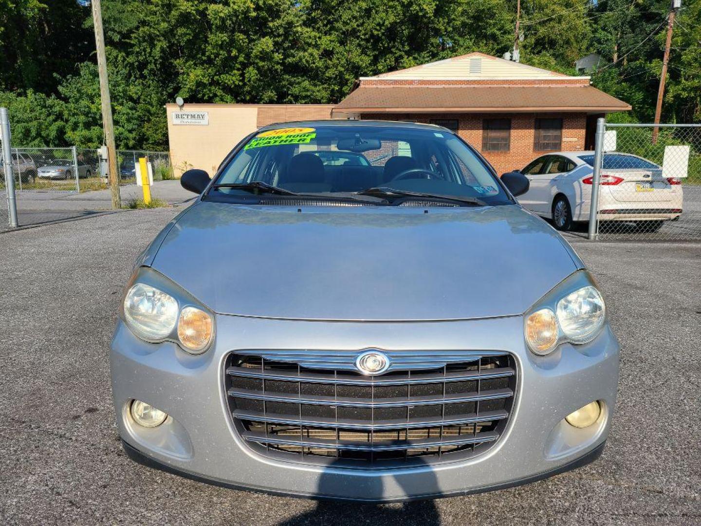 2005 SILVER CHRYSLER SEBRING SPECIAL (1C3EL36R95N) with an 2.7L engine, Automatic transmission, located at 117 North Cameron Street, Harrisburg, PA, 17101, (717) 963-8962, 40.266762, -76.875259 - WE FINANCE!!! Good Credit/ Bad Credit/ No Credit - ALL Trade-Ins Welcomed!!! ***Guaranteed Credit Approval*** APPLY ONLINE or CALL us TODAY ;) Internet Prices and Marketplace Prices are SPECIAL discounted ***CASH DEALS*** Retail Prices are higher. Please call us to discuss your cash and finan - Photo#7