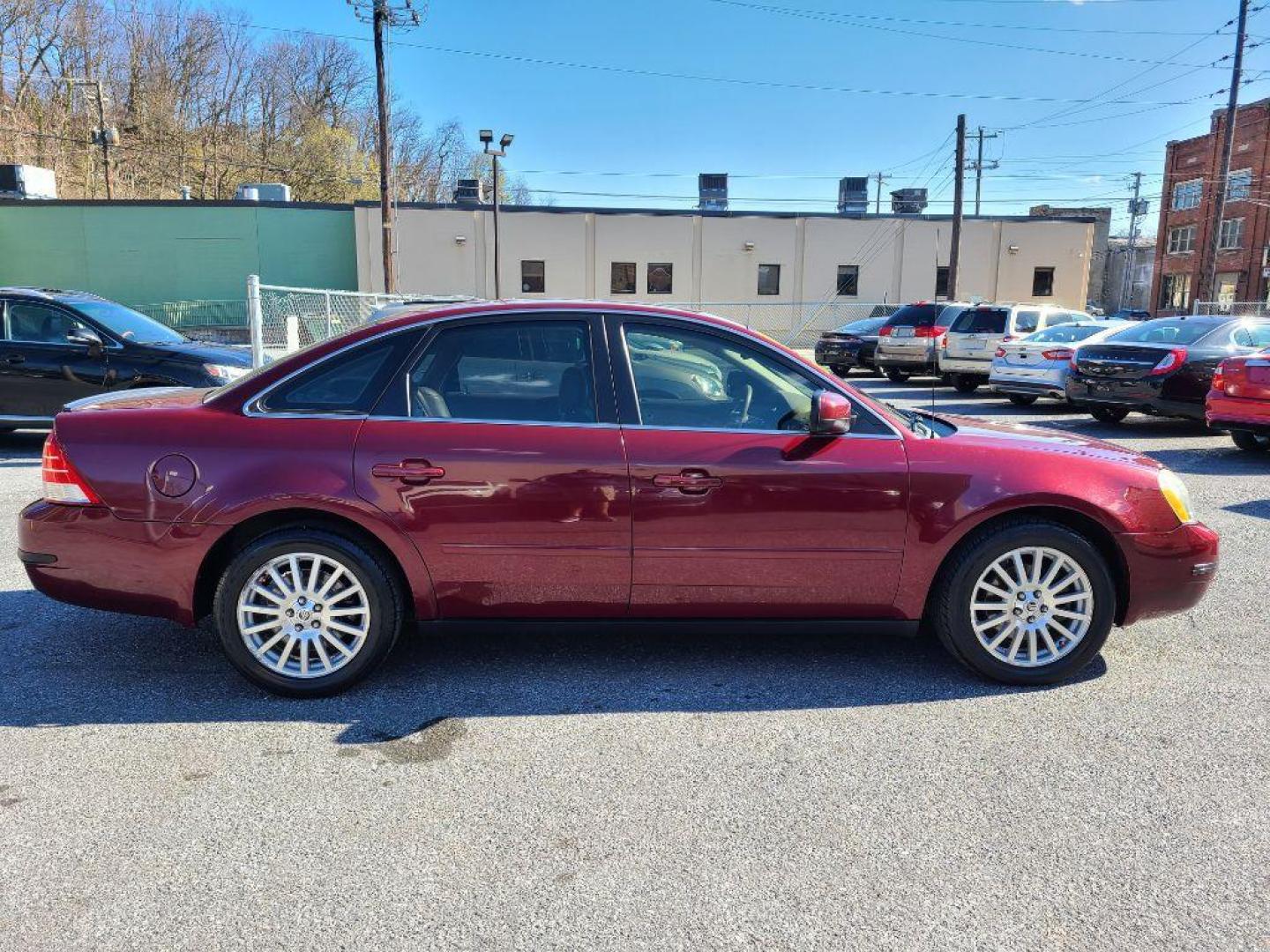 2005 RED MERCURY MONTEGO PREMIER (1MEFM43145G) with an 3.0L engine, Automatic transmission, located at 117 North Cameron Street, Harrisburg, PA, 17101, (717) 963-8962, 40.266762, -76.875259 - WE FINANCE!!! Good Credit/ Bad Credit/ No Credit - ALL Trade-Ins Welcomed!!! ***Guaranteed Credit Approval*** APPLY ONLINE or CALL us TODAY ;) Internet Prices and Marketplace Prices are SPECIAL discounted ***CASH DEALS*** Retail Prices are higher. Please call us to discuss your cash and finan - Photo#5