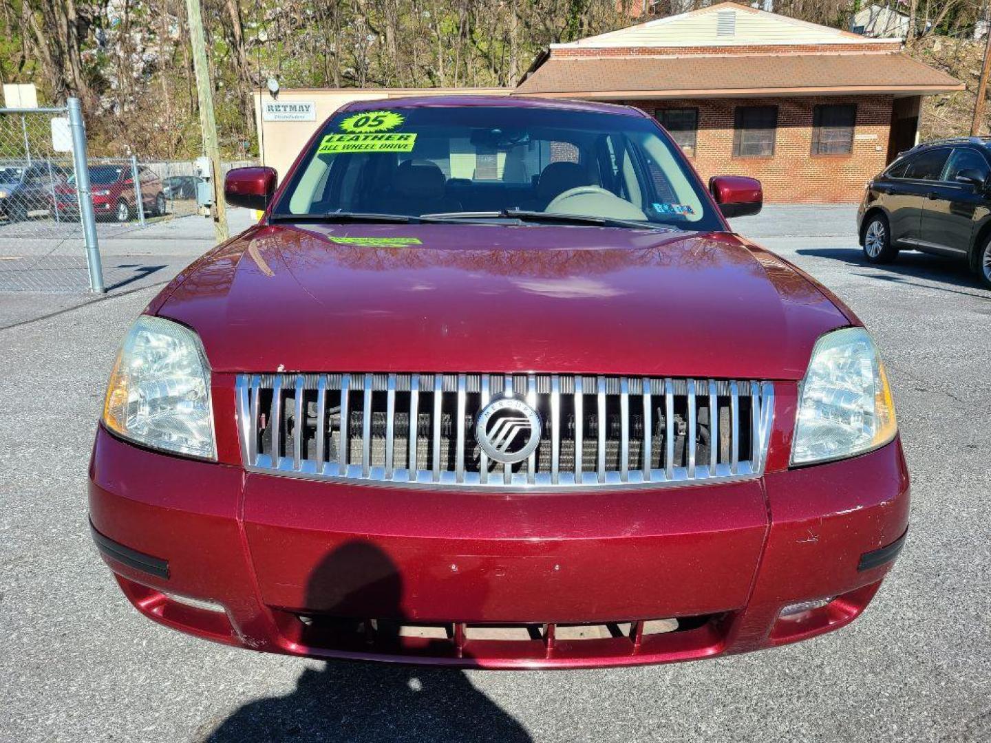 2005 RED MERCURY MONTEGO PREMIER (1MEFM43145G) with an 3.0L engine, Automatic transmission, located at 117 North Cameron Street, Harrisburg, PA, 17101, (717) 963-8962, 40.266762, -76.875259 - WE FINANCE!!! Good Credit/ Bad Credit/ No Credit - ALL Trade-Ins Welcomed!!! ***Guaranteed Credit Approval*** APPLY ONLINE or CALL us TODAY ;) Internet Prices and Marketplace Prices are SPECIAL discounted ***CASH DEALS*** Retail Prices are higher. Please call us to discuss your cash and finan - Photo#7