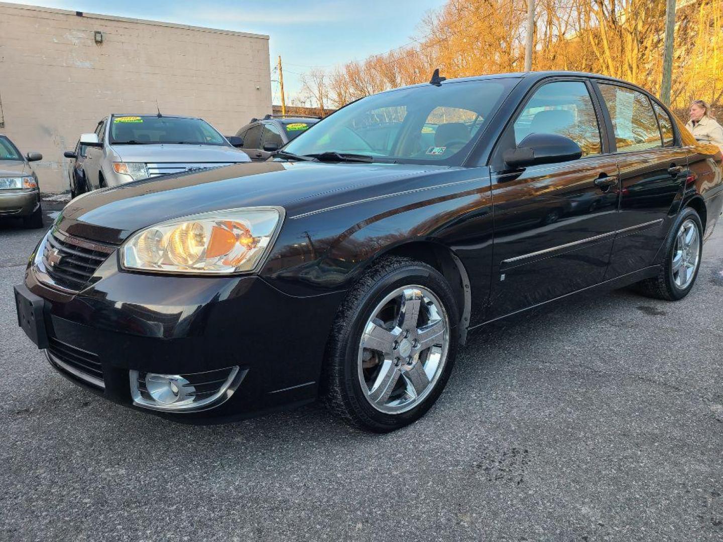 2006 BLACK CHEVROLET MALIBU LTZ (1G1ZU53846F) with an 3.5L engine, Automatic transmission, located at 117 North Cameron Street, Harrisburg, PA, 17101, (717) 963-8962, 40.266762, -76.875259 - WE FINANCE!!! Good Credit/ Bad Credit/ No Credit - ALL Trade-Ins Welcomed!!! ***Guaranteed Credit Approval*** APPLY ONLINE or CALL us TODAY ;) Internet Prices and Marketplace Prices are SPECIAL discounted ***CASH DEALS*** Retail Prices are higher. Please call us to discuss your cash and finan - Photo#0