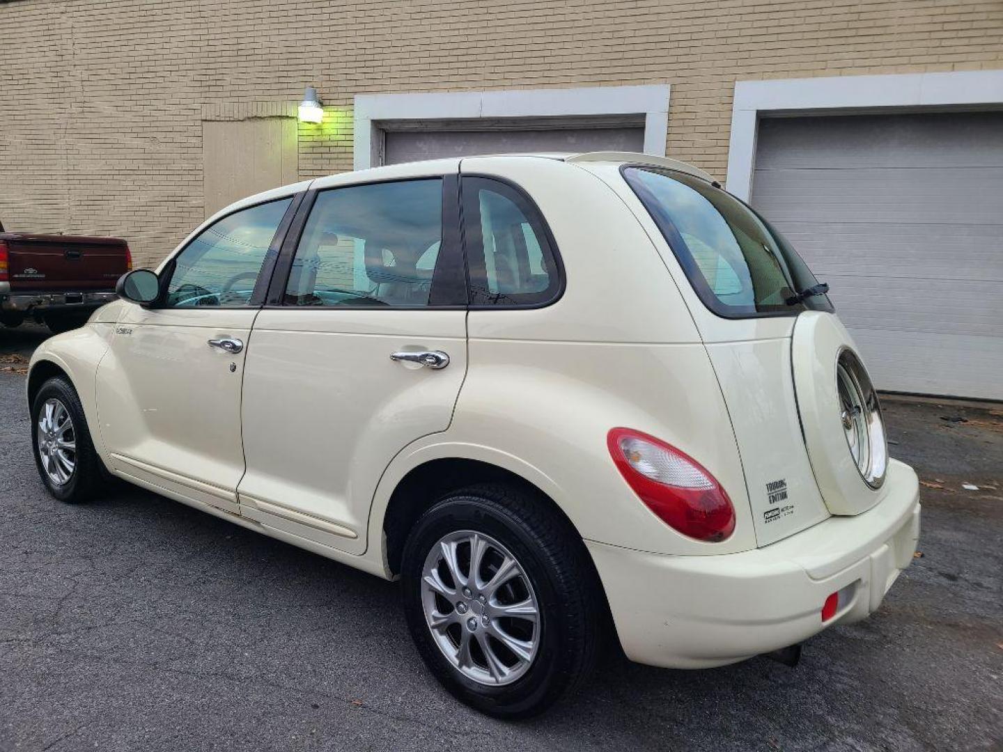 2006 WHITE CHRYSLER PT CRUISER TOURING (3A4FY58B36T) with an 2.4L engine, Automatic transmission, located at 7981 Paxton Street, Harrisburg, PA, 17111, (717) 561-2926, 40.261490, -76.749229 - WE FINANCE!!! Good Credit/ Bad Credit/ No Credit - ALL Trade-Ins Welcomed!!! ***Guaranteed Credit Approval*** APPLY ONLINE or CALL us TODAY ;) Internet Prices and Marketplace Prices are SPECIAL discounted ***CASH DEALS*** Retail Prices are higher. Please call us to discuss your cash and finan - Photo#2