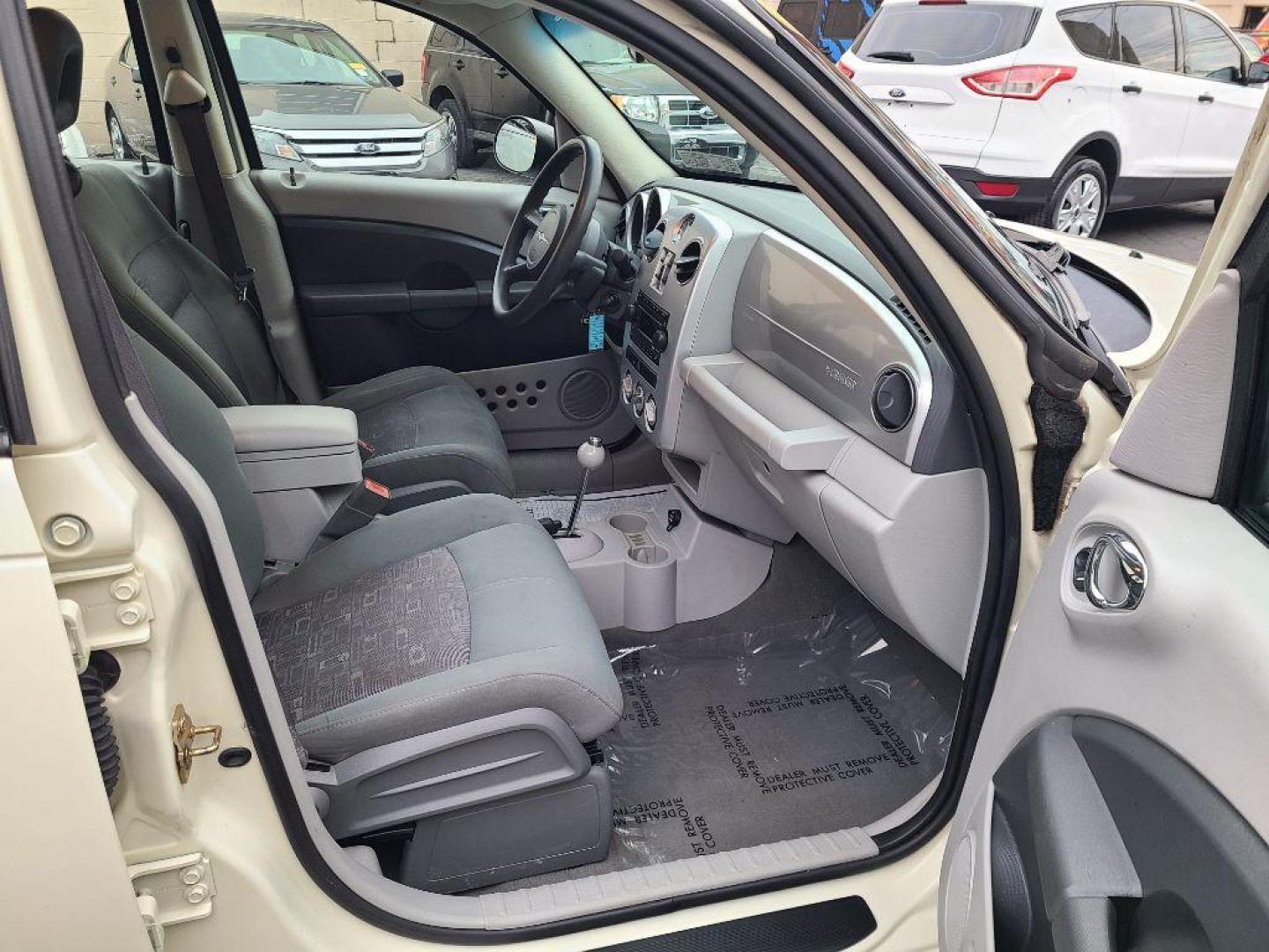 2006 WHITE CHRYSLER PT CRUISER TOURING (3A4FY58B36T) with an 2.4L engine, Automatic transmission, located at 7981 Paxton Street, Harrisburg, PA, 17111, (717) 561-2926, 40.261490, -76.749229 - WE FINANCE!!! Good Credit/ Bad Credit/ No Credit - ALL Trade-Ins Welcomed!!! ***Guaranteed Credit Approval*** APPLY ONLINE or CALL us TODAY ;) Internet Prices and Marketplace Prices are SPECIAL discounted ***CASH DEALS*** Retail Prices are higher. Please call us to discuss your cash and finan - Photo#8