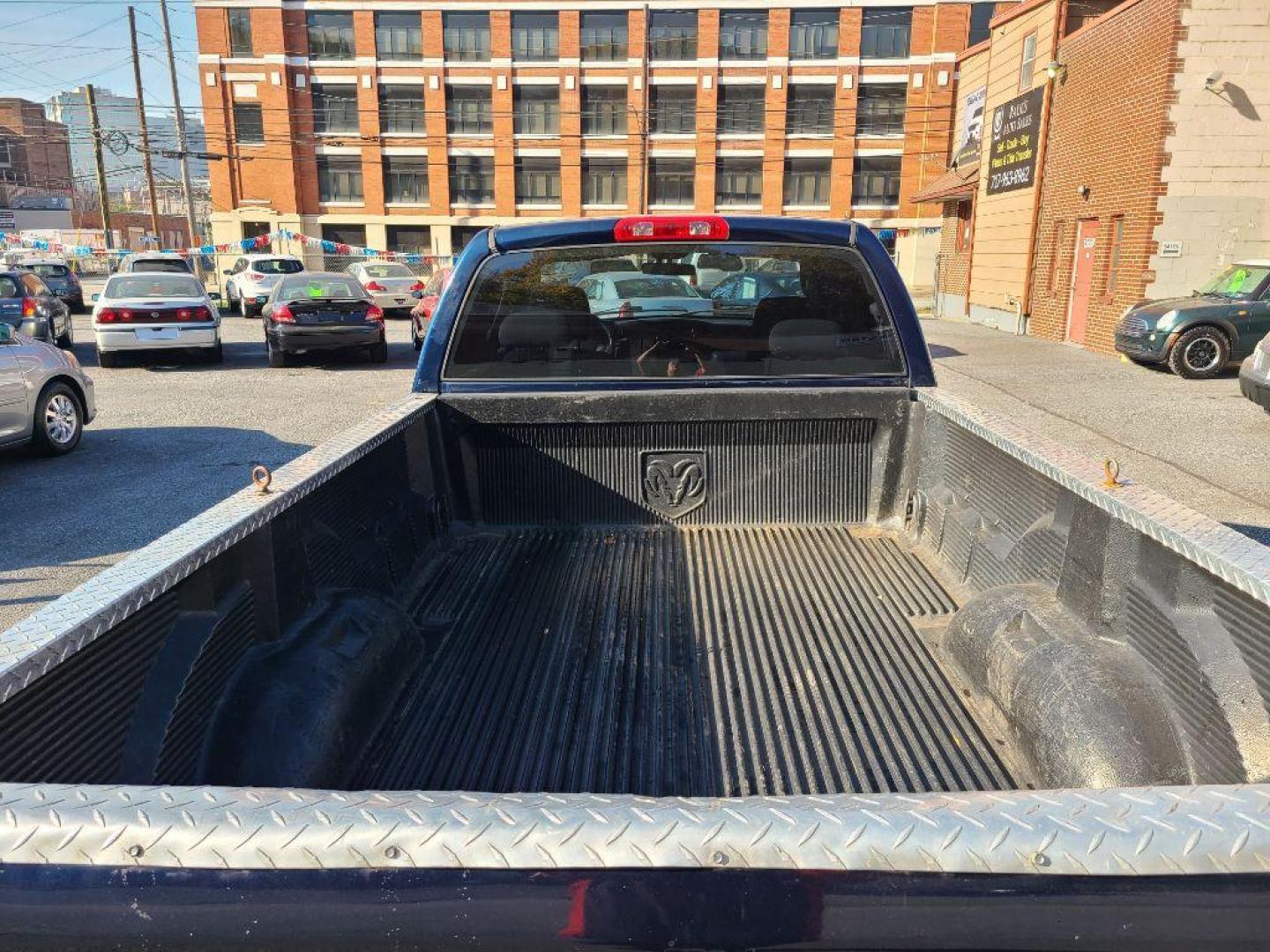 2006 BLUE DODGE RAM 1500 ST (1D7HU18N66J) with an 4.7L engine, Automatic transmission, located at 117 North Cameron Street, Harrisburg, PA, 17101, (717) 963-8962, 40.266762, -76.875259 - WE FINANCE!!! Good Credit/ Bad Credit/ No Credit - ALL Trade-Ins Welcomed!!! ***Guaranteed Credit Approval*** APPLY ONLINE or CALL us TODAY ;) Internet Prices and Marketplace Prices are SPECIAL discounted ***CASH DEALS*** Retail Prices are higher. Please call us to discuss your cash and finan - Photo#3