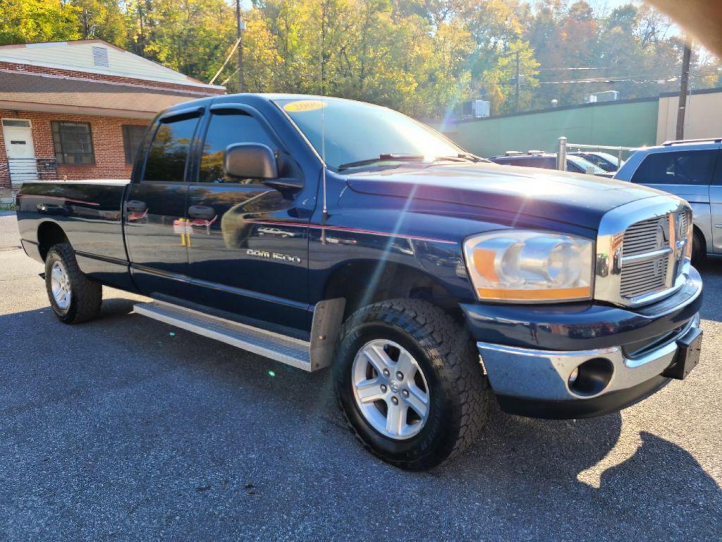 2006 BLUE DODGE RAM 1500 ST (1D7HU18N66J) with an 4.7L engine, Automatic transmission, located at 117 North Cameron Street, Harrisburg, PA, 17101, (717) 963-8962, 40.266762, -76.875259 - WE FINANCE!!! Good Credit/ Bad Credit/ No Credit - ALL Trade-Ins Welcomed!!! ***Guaranteed Credit Approval*** APPLY ONLINE or CALL us TODAY ;) Internet Prices and Marketplace Prices are SPECIAL discounted ***CASH DEALS*** Retail Prices are higher. Please call us to discuss your cash and finan - Photo#7