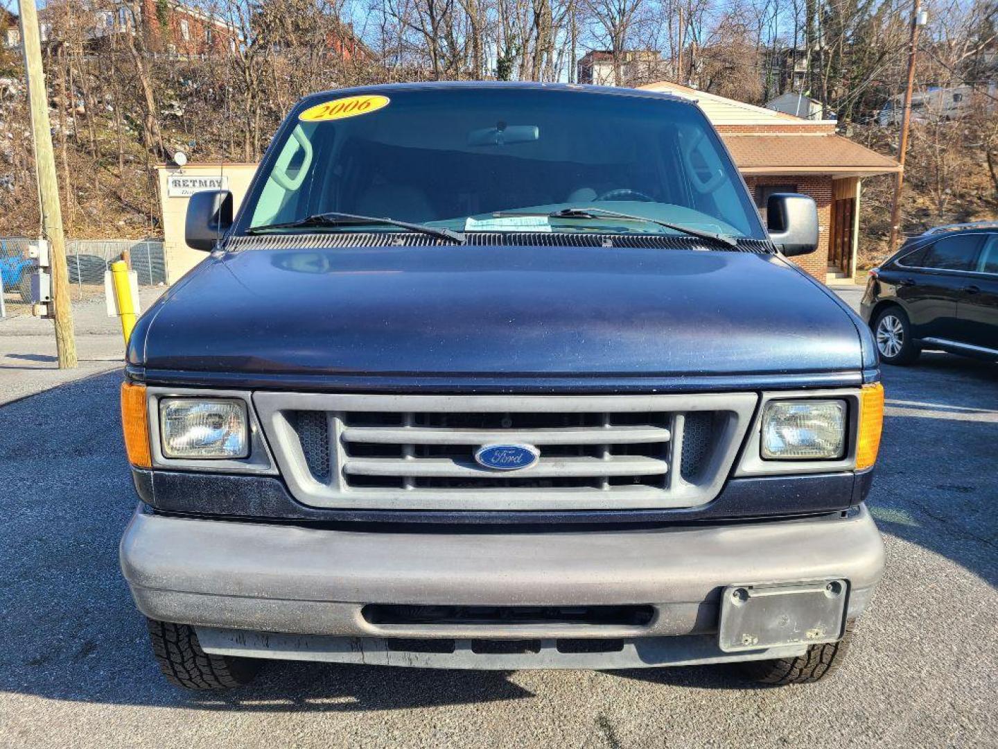 2006 BLUE FORD ECONOLINE E350 SUPER DUTY WAGON (1FBSS31L66D) with an 5.4L engine, Automatic transmission, located at 117 North Cameron Street, Harrisburg, PA, 17101, (717) 963-8962, 40.266762, -76.875259 - WE FINANCE!!! Good Credit/ Bad Credit/ No Credit - ALL Trade-Ins Welcomed!!! ***Guaranteed Credit Approval*** APPLY ONLINE or CALL us TODAY ;) Internet Prices and Marketplace Prices are SPECIAL discounted ***CASH DEALS*** Retail Prices are higher. Please call us to discuss your cash and finan - Photo#7