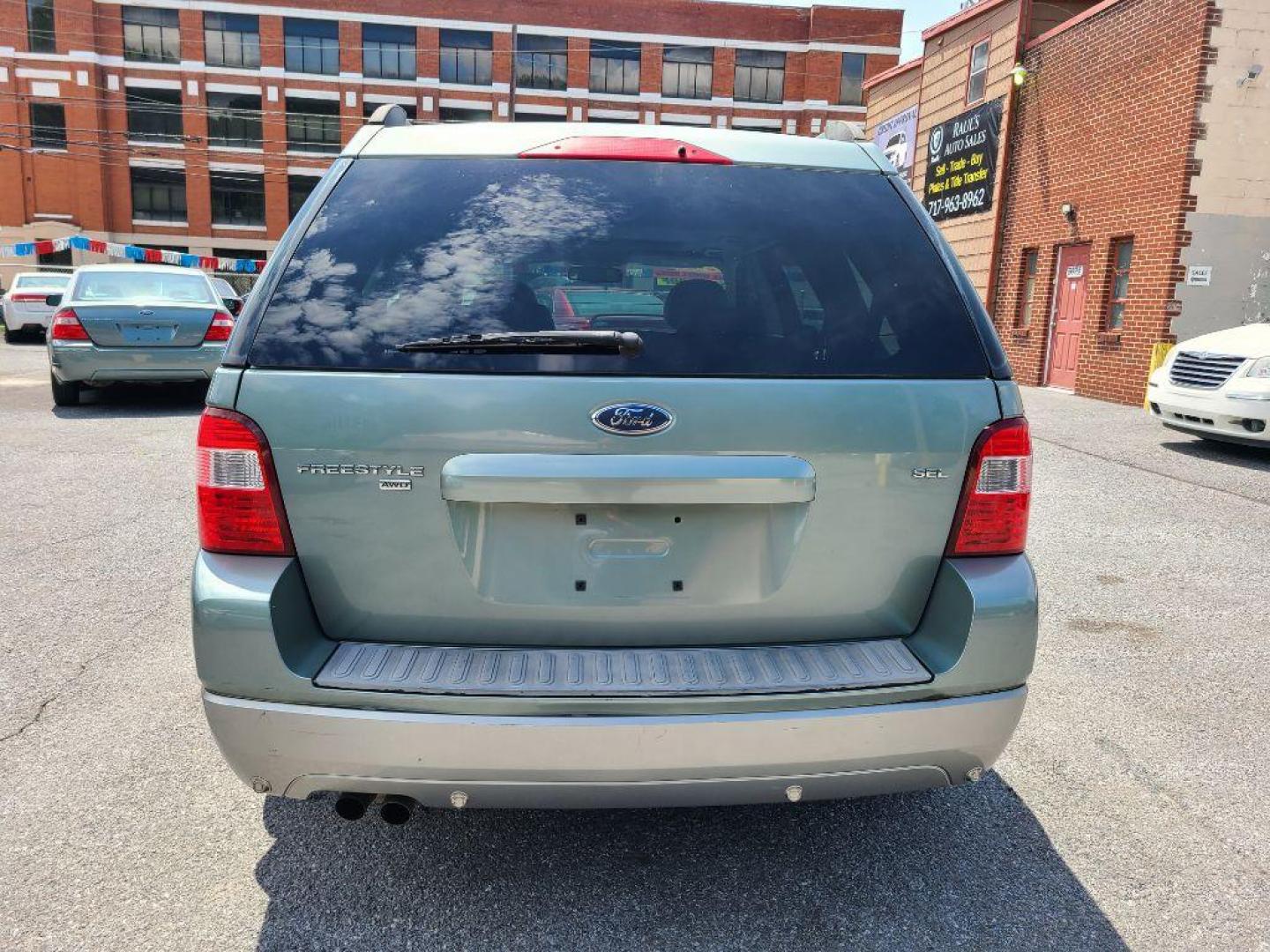 2006 GREEN FORD FREESTYLE SEL (1FMDK05106G) with an 3.0L engine, Continuously Variable transmission, located at 117 North Cameron Street, Harrisburg, PA, 17101, (717) 963-8962, 40.266762, -76.875259 - WE FINANCE!!! Good Credit/ Bad Credit/ No Credit - ALL Trade-Ins Welcomed!!! ***Guaranteed Credit Approval*** APPLY ONLINE or CALL us TODAY ;) Internet Prices and Marketplace Prices are SPECIAL discounted ***CASH DEALS*** Retail Prices are higher. Please call us to discuss your cash and finan - Photo#3