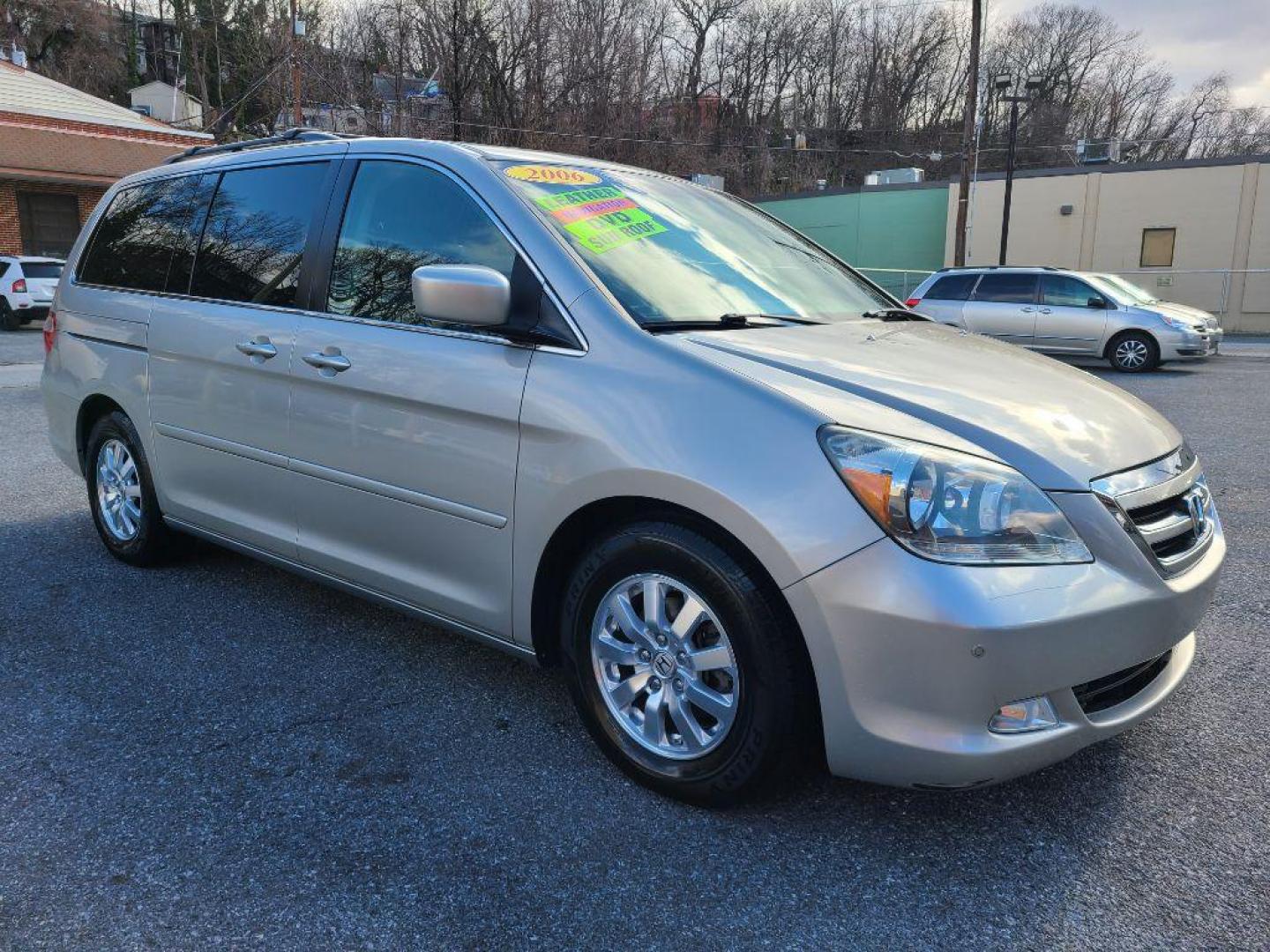 2006 SILVER HONDA ODYSSEY TOURING (5FNRL38816B) with an 3.5L engine, Automatic transmission, located at 117 North Cameron Street, Harrisburg, PA, 17101, (717) 963-8962, 40.266762, -76.875259 - WE FINANCE!!! Good Credit/ Bad Credit/ No Credit - ALL Trade-Ins Welcomed!!! ***Guaranteed Credit Approval*** APPLY ONLINE or CALL us TODAY ;) Internet Prices and Marketplace Prices are SPECIAL discounted ***CASH DEALS*** Retail Prices are higher. Please call us to discuss your cash and finan - Photo#6