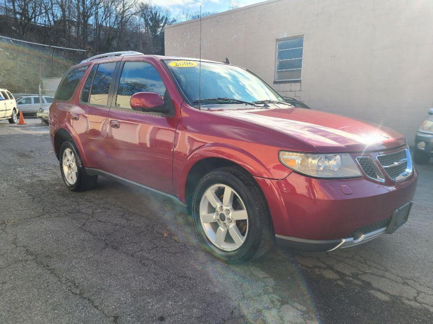 2006 RED SAAB 9-7X ARC (5S3ET13M562) with an 5.3L engine, Automatic transmission, located at 117 North Cameron Street, Harrisburg, PA, 17101, (717) 963-8962, 40.266762, -76.875259 - WE FINANCE!!! Good Credit/ Bad Credit/ No Credit - ALL Trade-Ins Welcomed!!! ***Guaranteed Credit Approval*** APPLY ONLINE or CALL us TODAY ;) Internet Prices and Marketplace Prices are SPECIAL discounted ***CASH DEALS*** Retail Prices are higher. Please call us to discuss your cash and finan - Photo#6