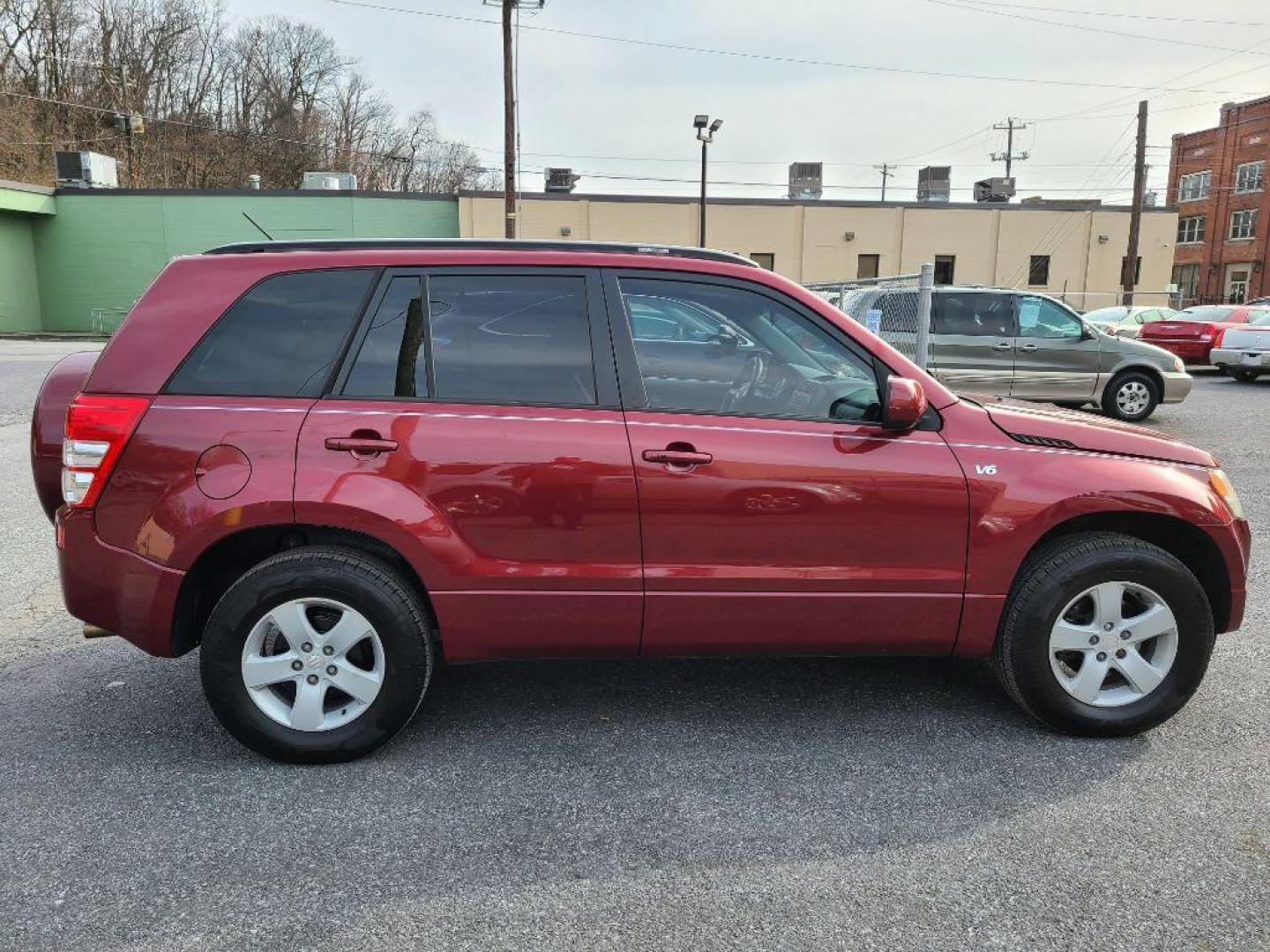 2006 BURGUN SUZUKI GRAND VITARA XSPORT (JS3TD944364) with an 2.7L engine, Automatic transmission, located at 7981 Paxton Street, Harrisburg, PA, 17111, (717) 561-2926, 40.261490, -76.749229 - WE FINANCE!!! Good Credit/ Bad Credit/ No Credit - ALL Trade-Ins Welcomed!!! ***Guaranteed Credit Approval*** APPLY ONLINE or CALL us TODAY ;) Internet Prices and Marketplace Prices are SPECIAL discounted ***CASH DEALS*** Retail Prices are higher. Please call us to discuss your cash and finan - Photo#5