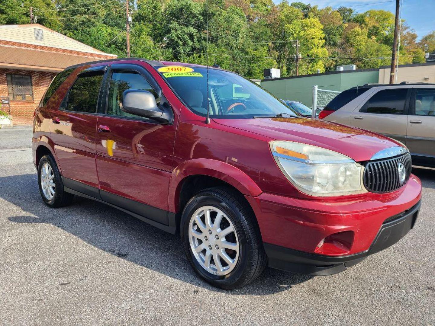 2007 RED BUICK RENDEZVOUS CX (3G5DA03L37S) with an 3.5L engine, Automatic transmission, located at 117 North Cameron Street, Harrisburg, PA, 17101, (717) 963-8962, 40.266762, -76.875259 - WE FINANCE!!! Good Credit/ Bad Credit/ No Credit - ALL Trade-Ins Welcomed!!! ***Guaranteed Credit Approval*** APPLY ONLINE or CALL us TODAY ;) Internet Prices and Marketplace Prices are SPECIAL discounted ***CASH DEALS*** Retail Prices are higher. Please call us to discuss your cash and finan - Photo#6