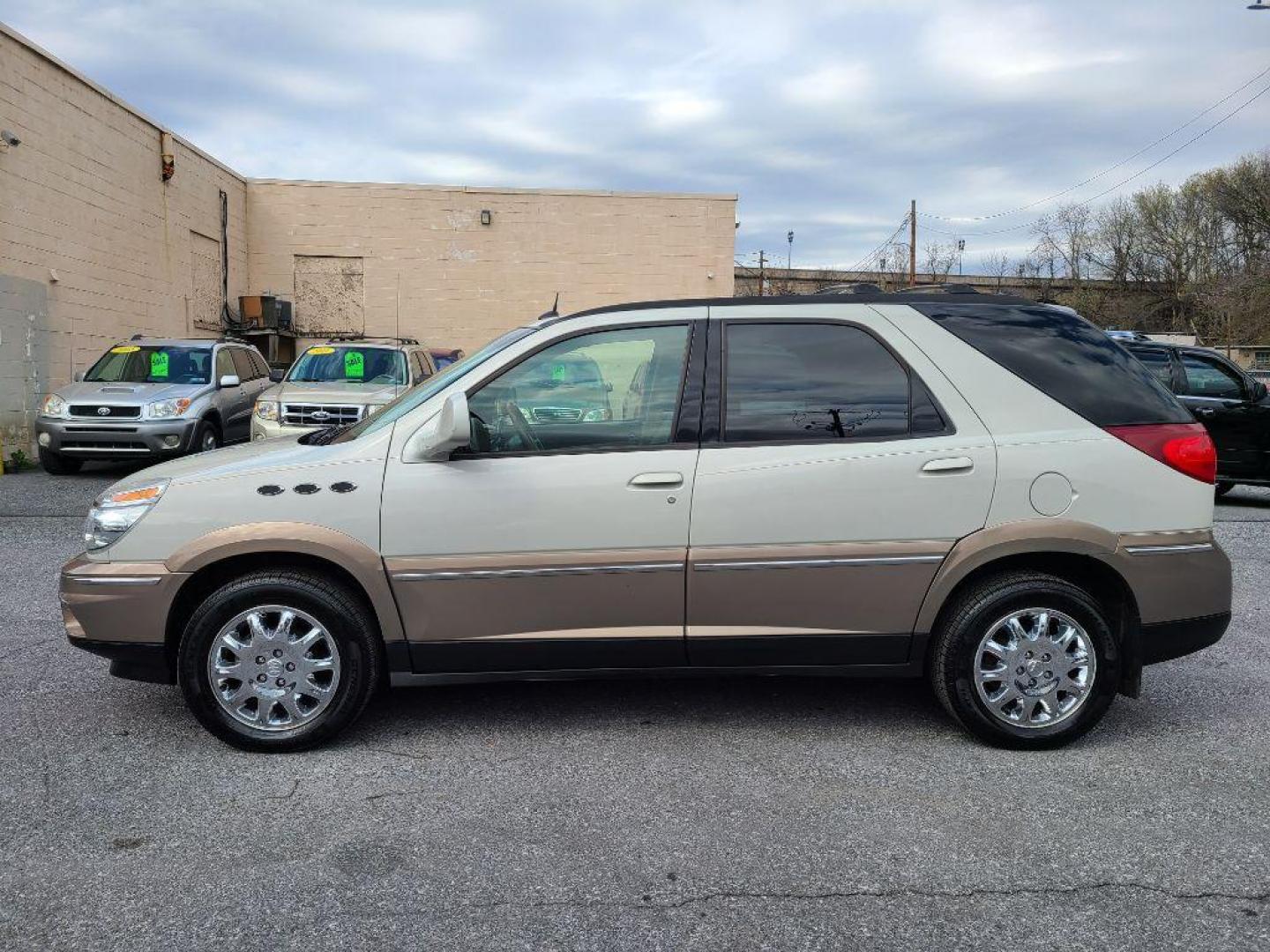 2007 GRAY BUICK RENDEZVOUS CX (3G5DA03L47S) with an 3.5L engine, Automatic transmission, located at 117 North Cameron Street, Harrisburg, PA, 17101, (717) 963-8962, 40.266762, -76.875259 - WE FINANCE!!! Good Credit/ Bad Credit/ No Credit - ALL Trade-Ins Welcomed!!! ***Guaranteed Credit Approval*** APPLY ONLINE or CALL us TODAY ;) Internet Prices and Marketplace Prices are SPECIAL discounted ***CASH DEALS*** Retail Prices are higher. Please call us to discuss your cash and finan - Photo#1