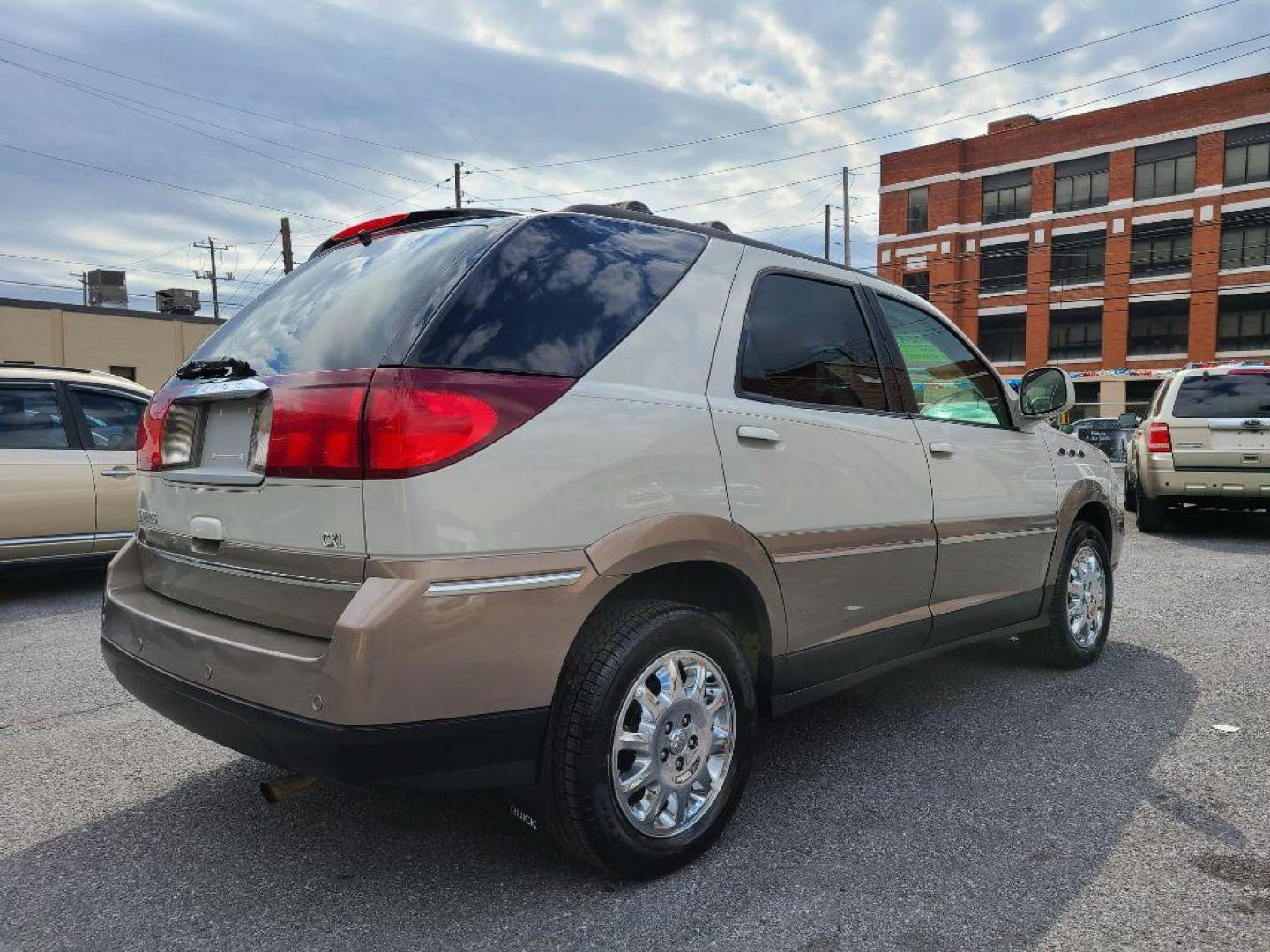 2007 GRAY BUICK RENDEZVOUS CX (3G5DA03L47S) with an 3.5L engine, Automatic transmission, located at 117 North Cameron Street, Harrisburg, PA, 17101, (717) 963-8962, 40.266762, -76.875259 - WE FINANCE!!! Good Credit/ Bad Credit/ No Credit - ALL Trade-Ins Welcomed!!! ***Guaranteed Credit Approval*** APPLY ONLINE or CALL us TODAY ;) Internet Prices and Marketplace Prices are SPECIAL discounted ***CASH DEALS*** Retail Prices are higher. Please call us to discuss your cash and finan - Photo#4