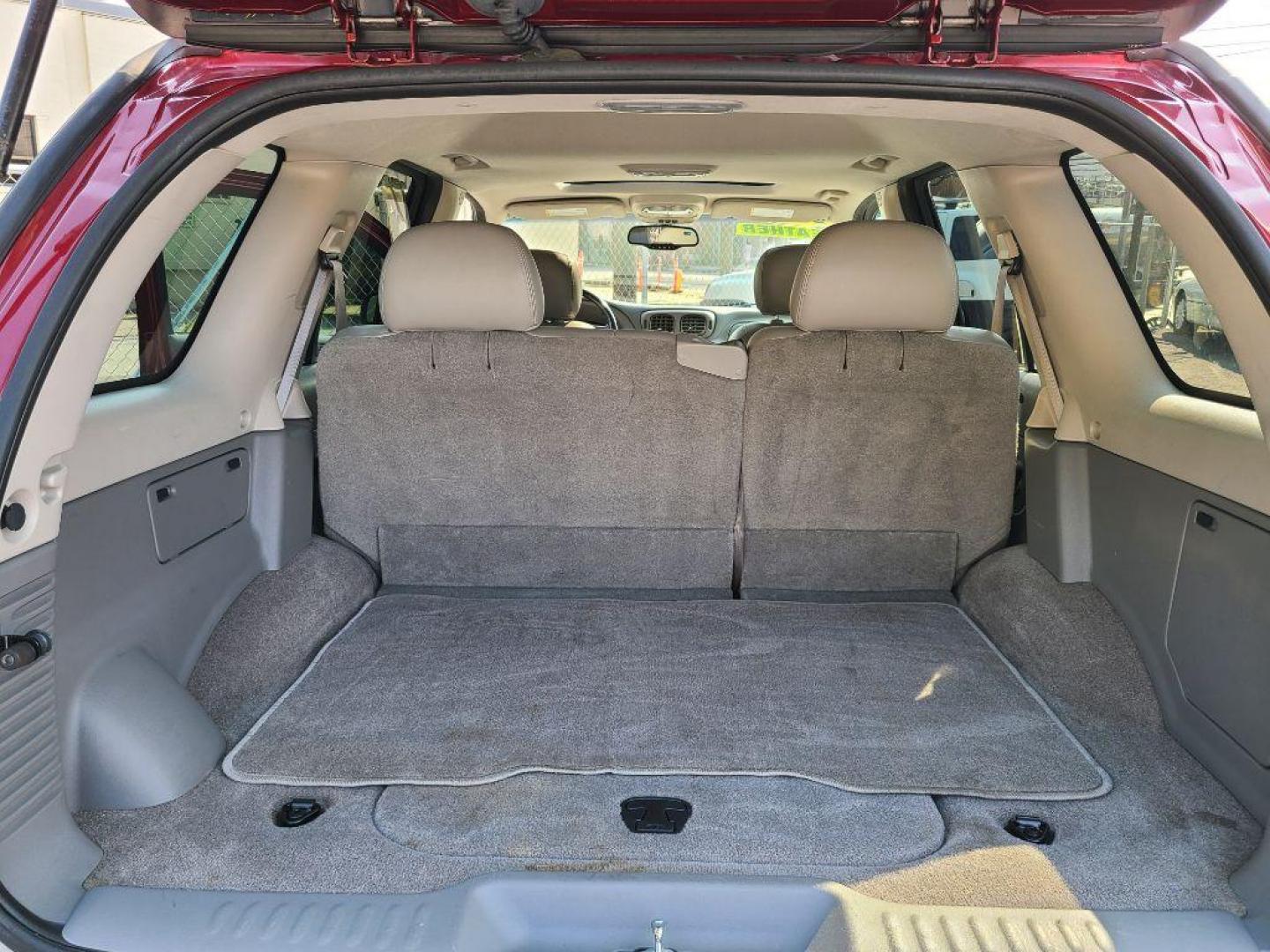 2007 RED CHEVROLET TRAILBLAZER LS (1GNDT13S872) with an 4.2L engine, Automatic transmission, located at 117 North Cameron Street, Harrisburg, PA, 17101, (717) 963-8962, 40.266762, -76.875259 - WE FINANCE!!! Good Credit/ Bad Credit/ No Credit - ALL Trade-Ins Welcomed!!! ***Guaranteed Credit Approval*** APPLY ONLINE or CALL us TODAY ;) Internet Prices and Marketplace Prices are SPECIAL discounted ***CASH DEALS*** Retail Prices are higher. Please call us to discuss your cash and finan - Photo#12