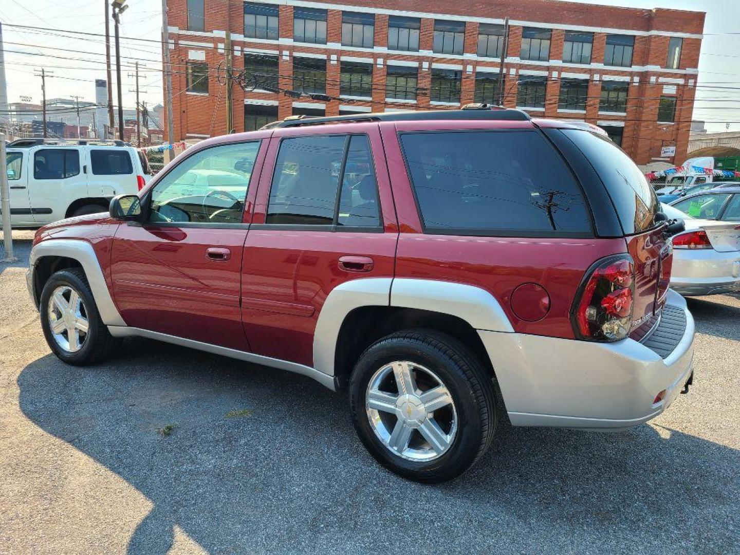 2007 RED CHEVROLET TRAILBLAZER LS (1GNDT13S872) with an 4.2L engine, Automatic transmission, located at 117 North Cameron Street, Harrisburg, PA, 17101, (717) 963-8962, 40.266762, -76.875259 - WE FINANCE!!! Good Credit/ Bad Credit/ No Credit - ALL Trade-Ins Welcomed!!! ***Guaranteed Credit Approval*** APPLY ONLINE or CALL us TODAY ;) Internet Prices and Marketplace Prices are SPECIAL discounted ***CASH DEALS*** Retail Prices are higher. Please call us to discuss your cash and finan - Photo#2