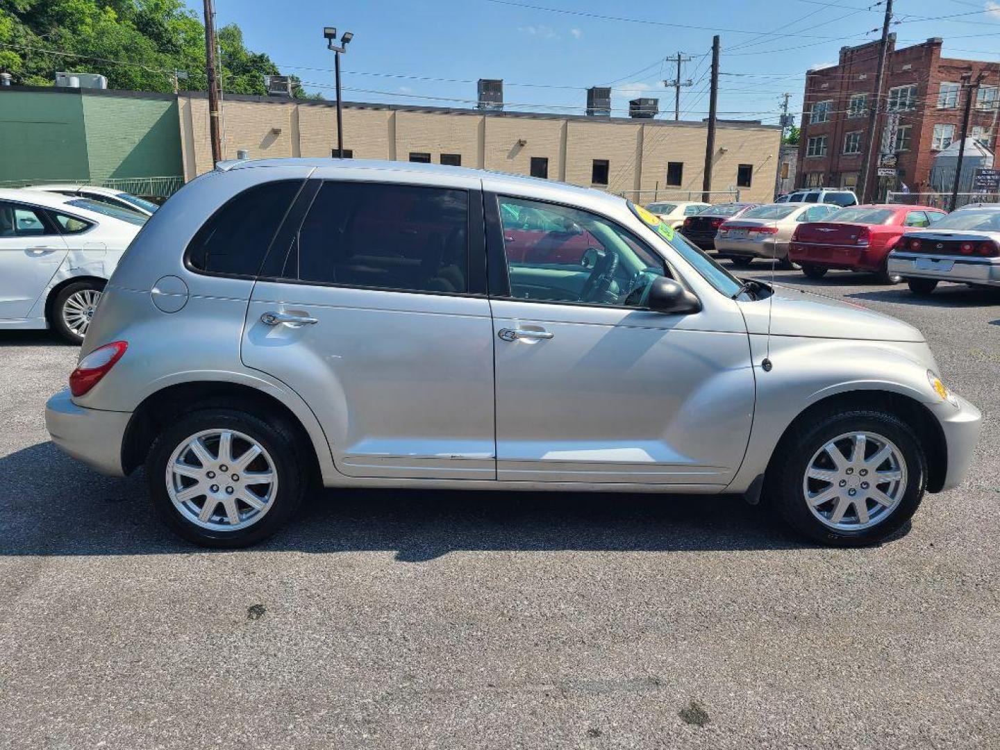 2007 SILVER CHRYSLER PT CRUISER LIMITED (3A8FY68BX7T) with an 2.4L engine, Automatic transmission, located at 7981 Paxton Street, Harrisburg, PA, 17111, (717) 561-2926, 40.261490, -76.749229 - WE FINANCE!!! Good Credit/ Bad Credit/ No Credit - ALL Trade-Ins Welcomed!!! ***Guaranteed Credit Approval*** APPLY ONLINE or CALL us TODAY ;) Internet Prices and Marketplace Prices are SPECIAL discounted ***CASH DEALS*** Retail Prices are higher. Please call us to discuss your cash and finan - Photo#5