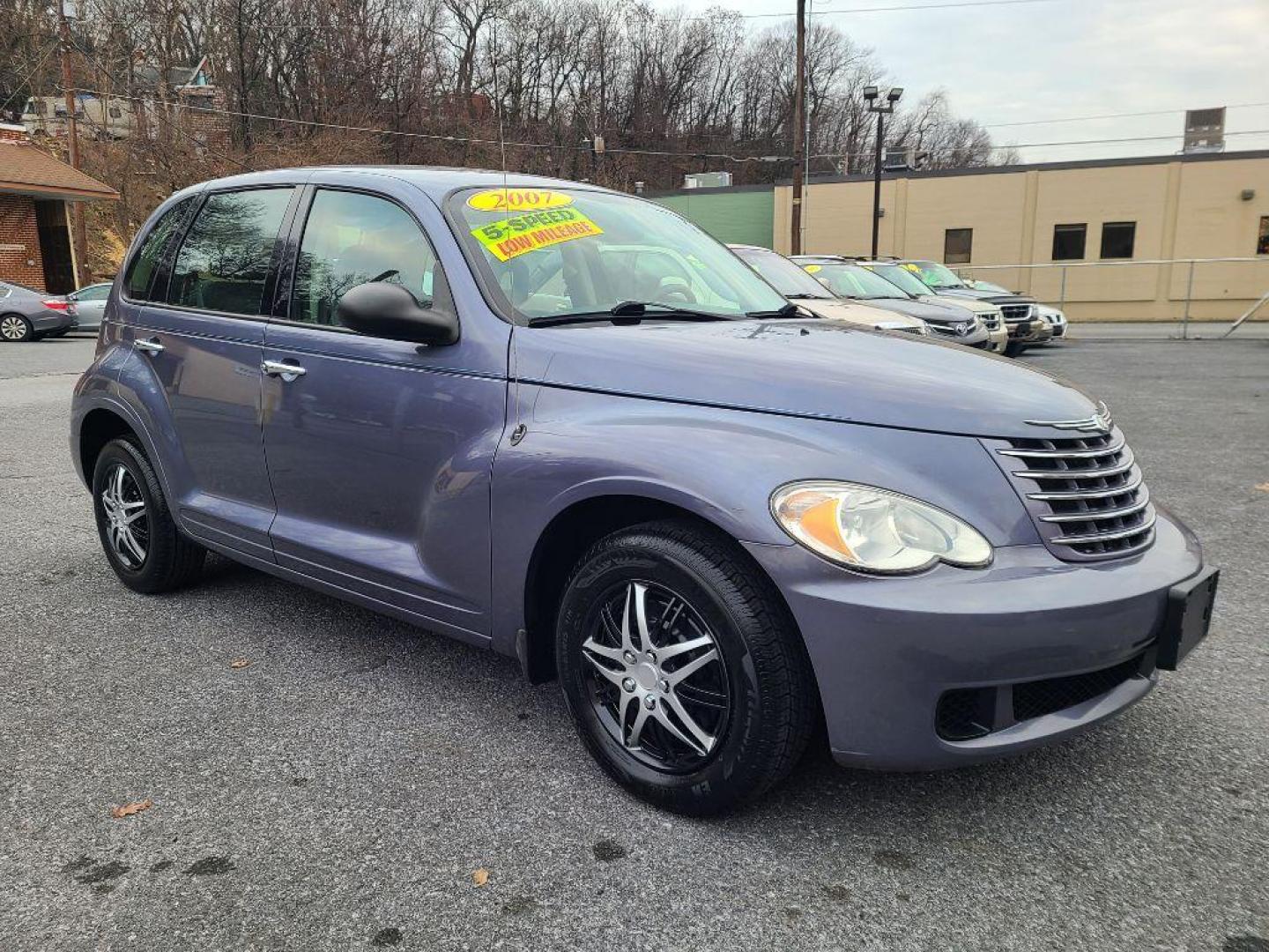 2007 BLUE CHRYSLER PT CRUISER (3A4FY48B77T) with an 2.4L engine, Automatic transmission, located at 117 North Cameron Street, Harrisburg, PA, 17101, (717) 963-8962, 40.266762, -76.875259 - WE FINANCE!!! Good Credit/ Bad Credit/ No Credit - ALL Trade-Ins Welcomed!!! ***Guaranteed Credit Approval*** APPLY ONLINE or CALL us TODAY ;) Internet Prices and Marketplace Prices are SPECIAL discounted ***CASH DEALS*** Retail Prices are higher. Please call us to discuss your cash and finan - Photo#6